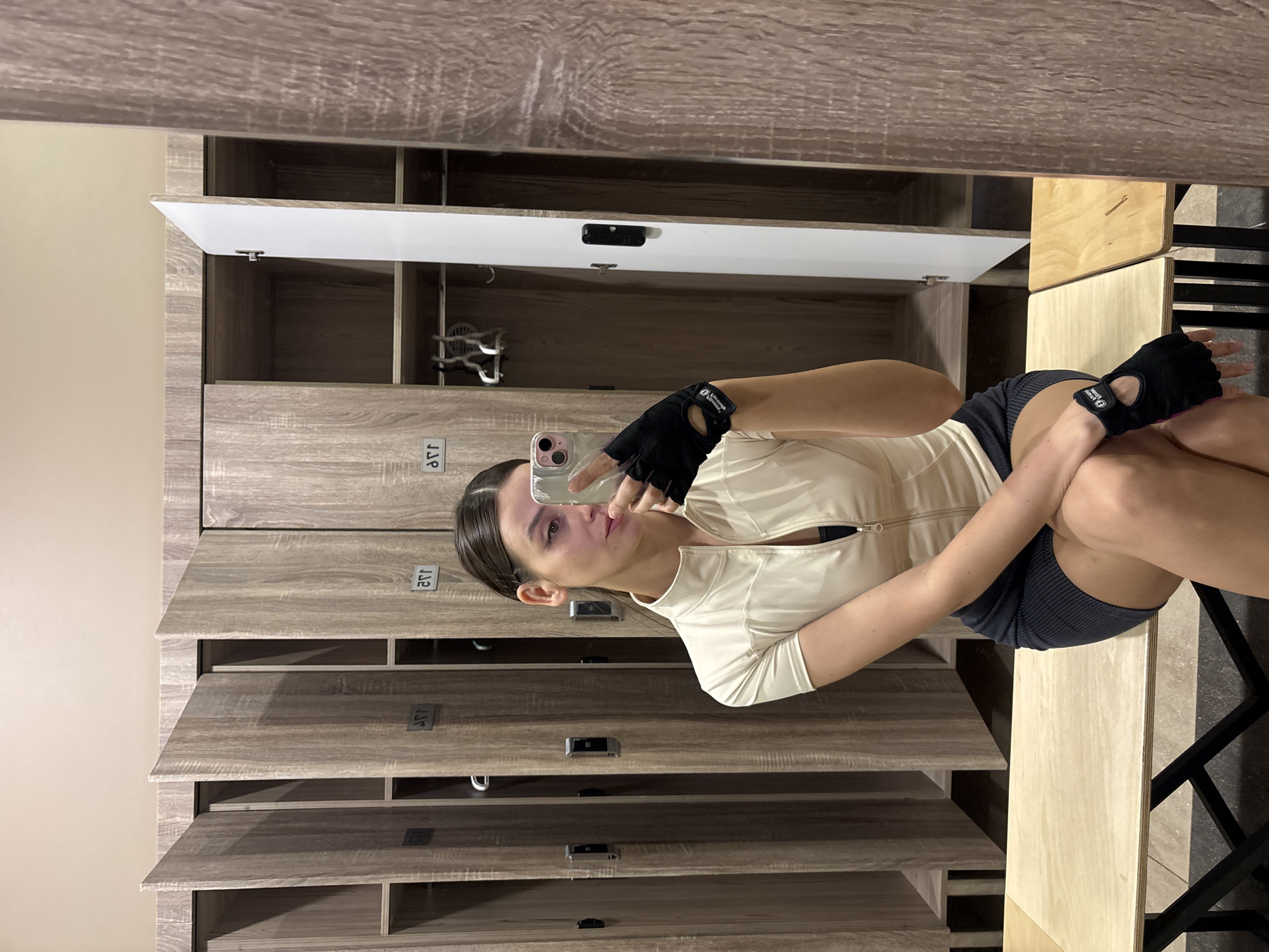 Woman documents gym visit with selfies in Krasnoyarsk