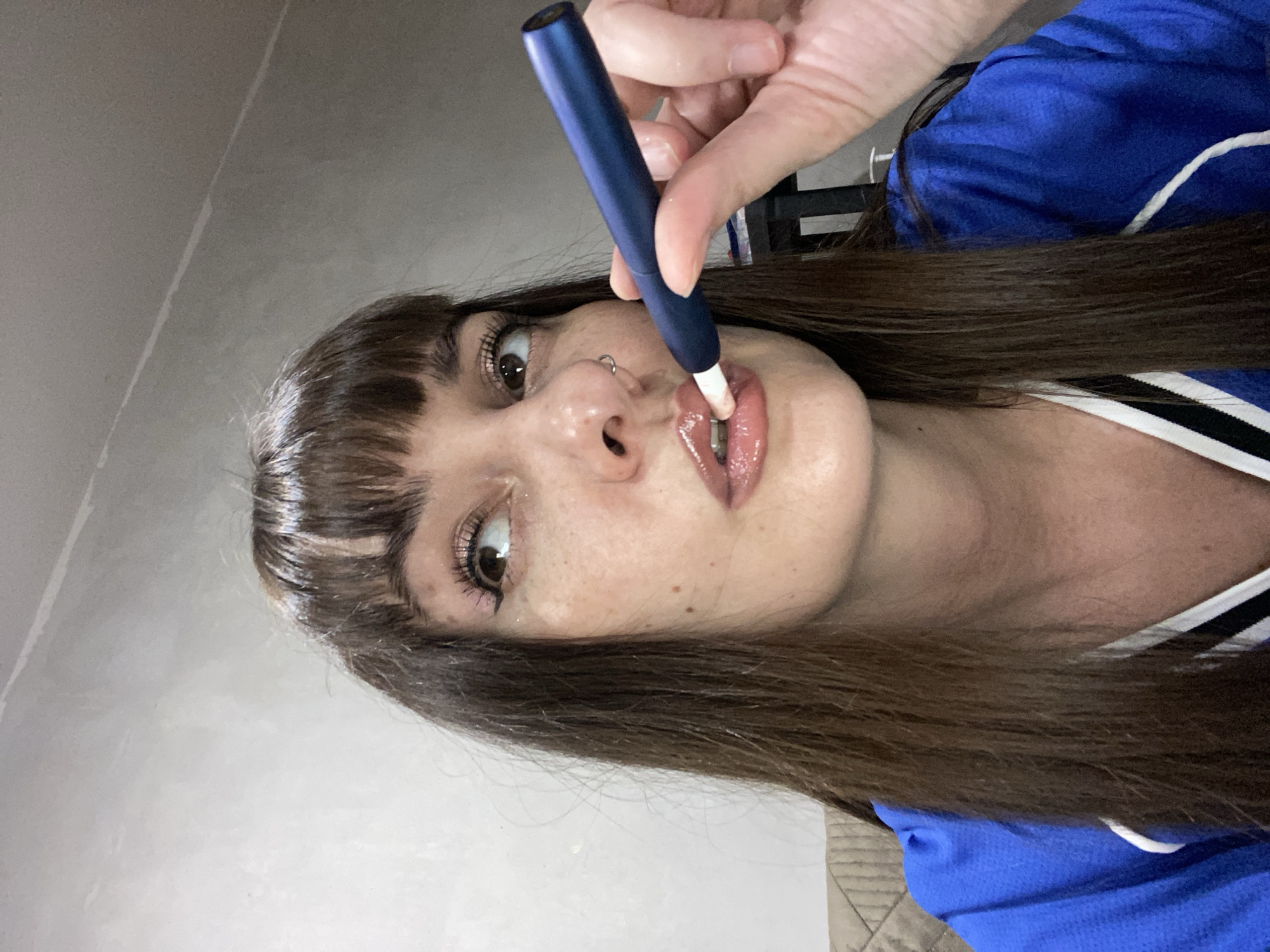 Woman documents hour-long grooming session with cat in Votkinsk