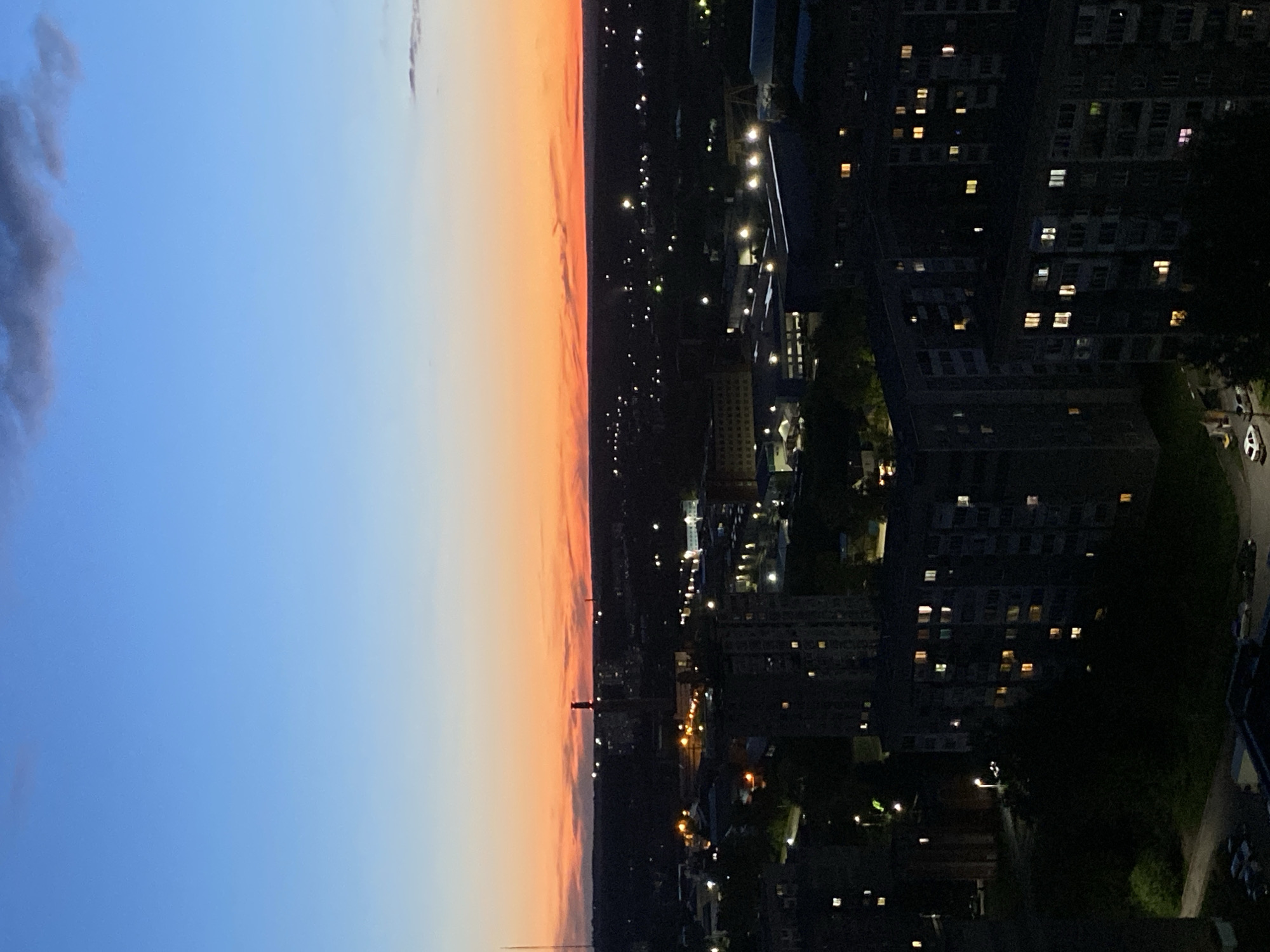 Twilight moments captured in Izhevsk: cityscape and warm portraits