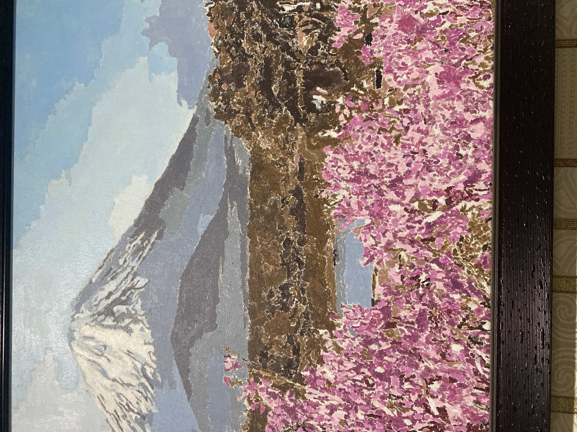 Personal belongings and artwork documented in Chernogorsk, Russia