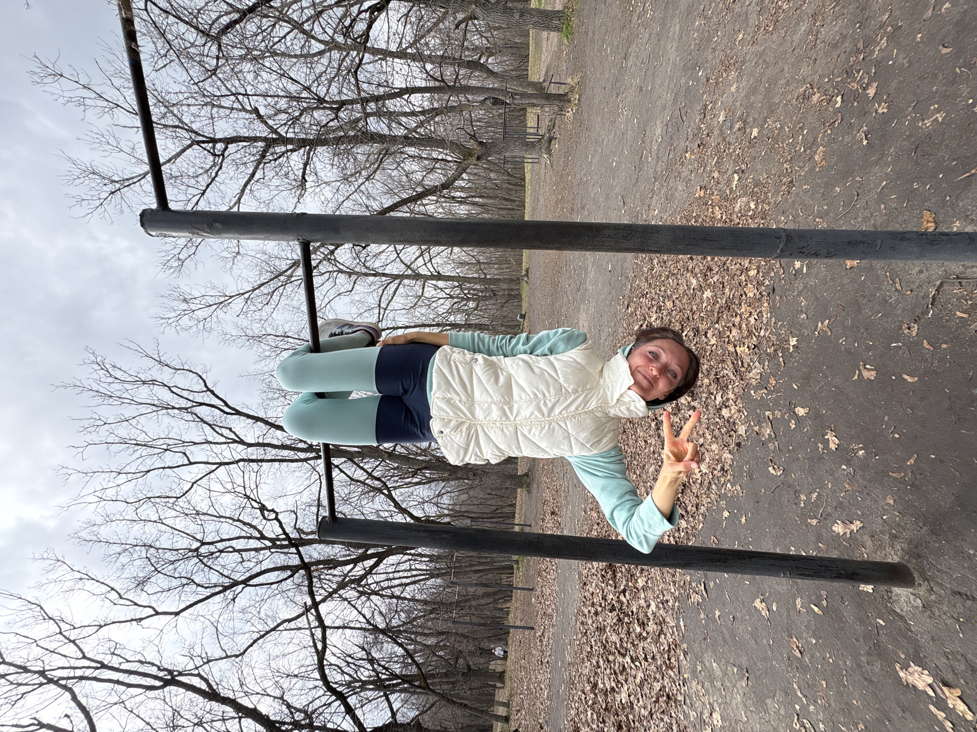 Morning fitness activities captured in Ulyanovsk park