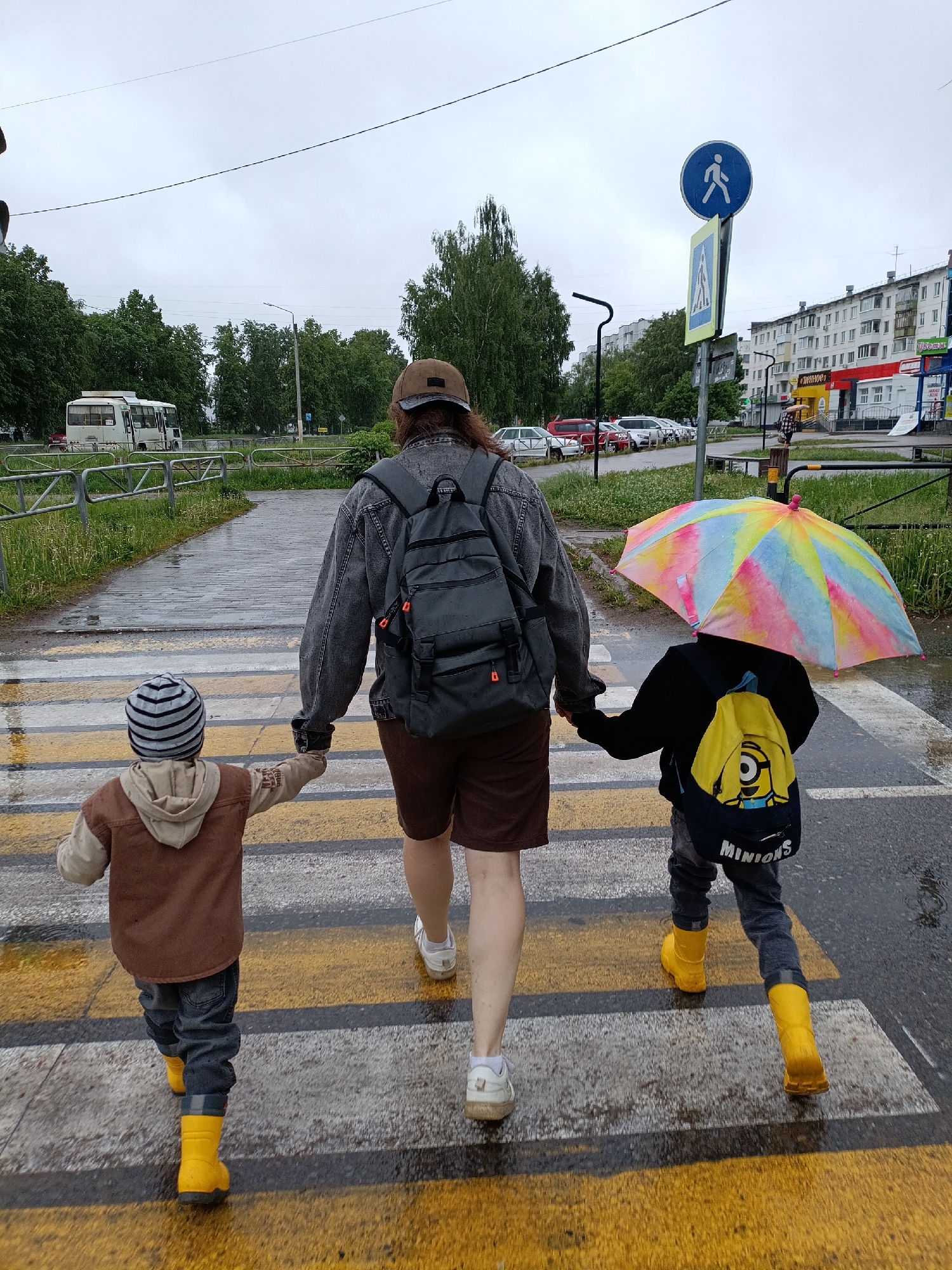 Rainy early morning documented in Chaikovsky, Russia