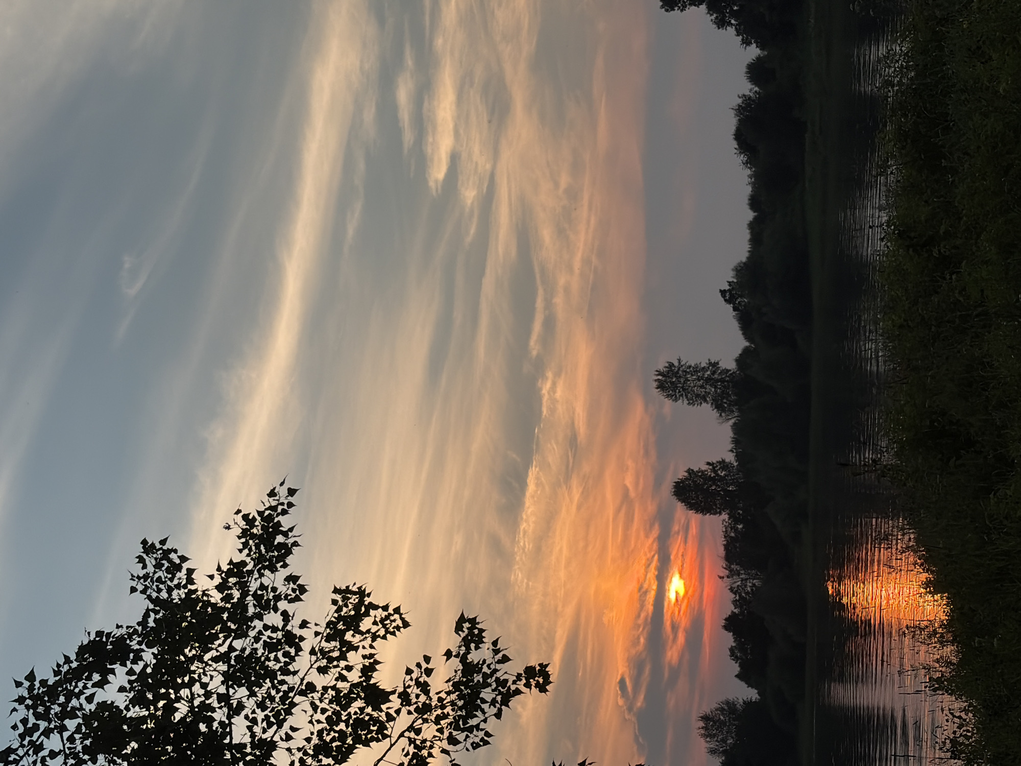 Riverside camping and sunset hangout in Ol'khovskoye, Russia