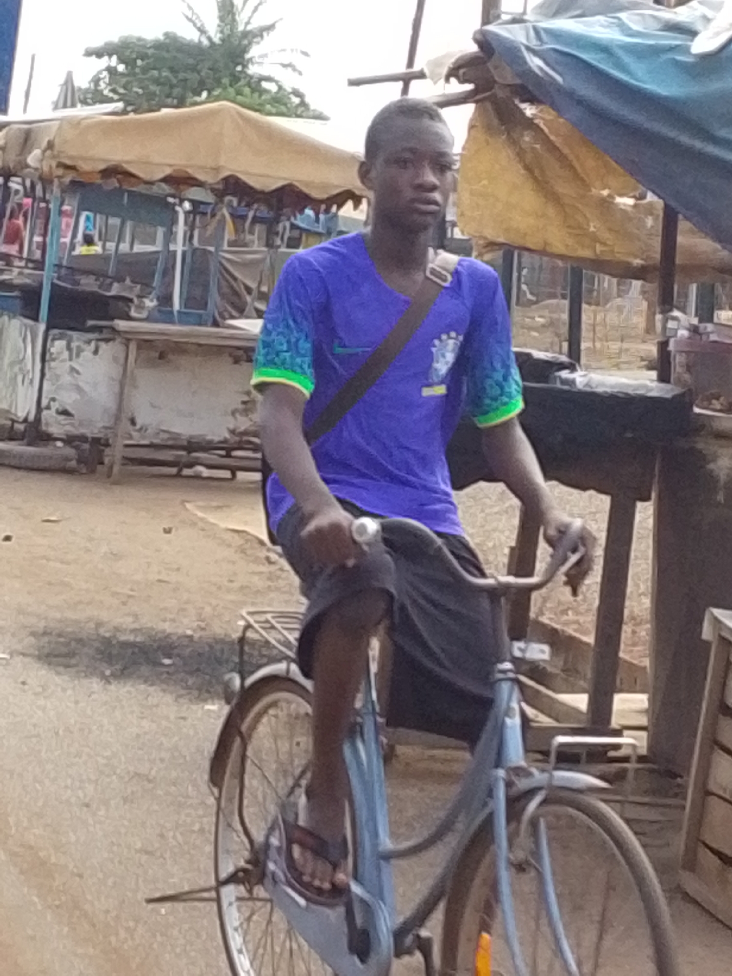 Morning street life unfolds across Tamale, Ghana neighborhoods