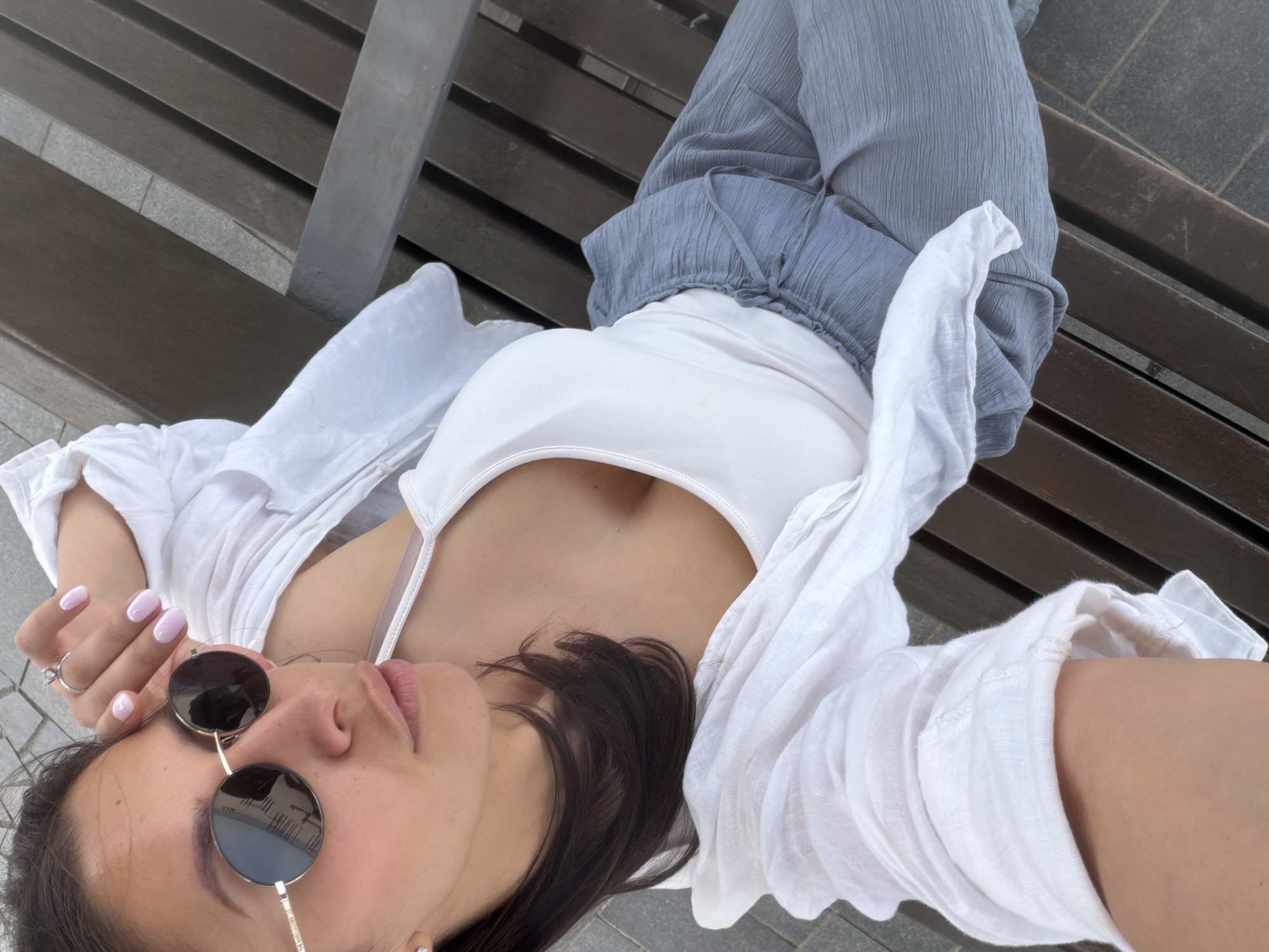 Morning leisure moments captured across Tel Aviv public spaces