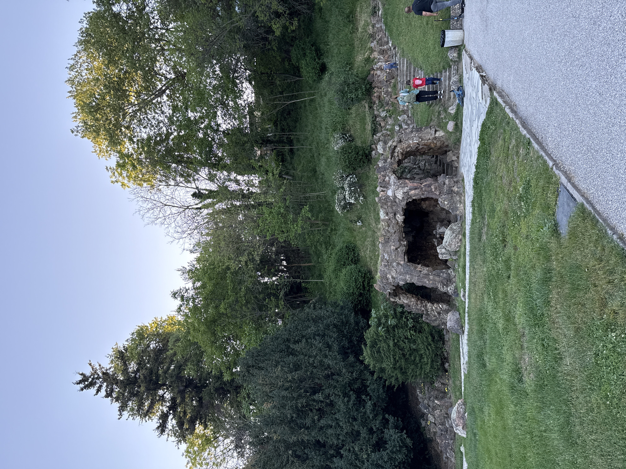 Afternoon park activity documented in Sandanski, Bulgaria