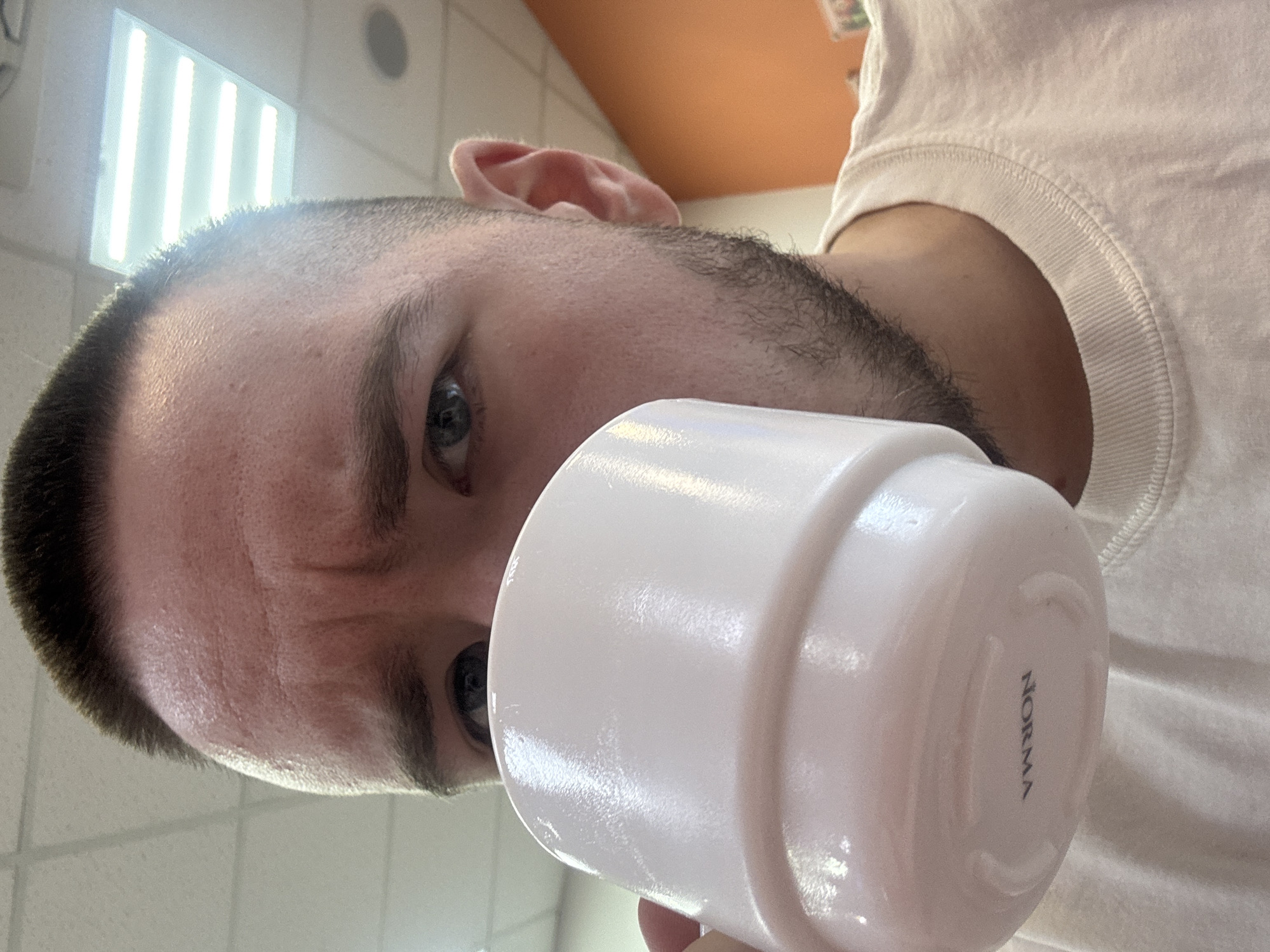Man documented at Kazan cafeteria during morning hours