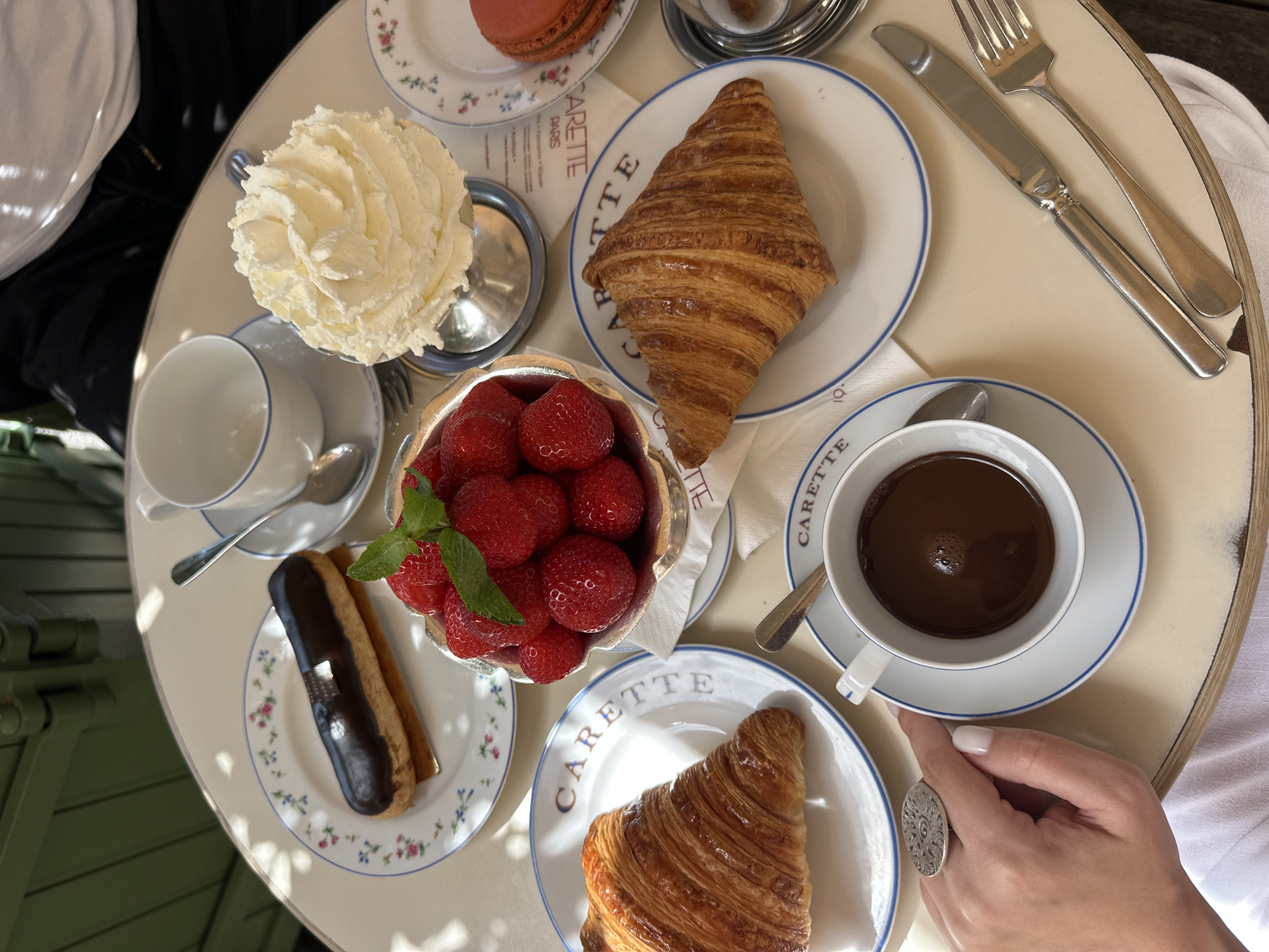 Morning cafe visit and park leisure at Place des Vosges