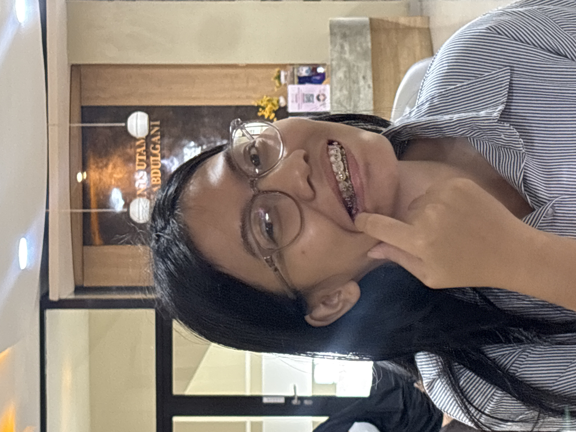 Dental clinic visit in Tangerang, inside and out.