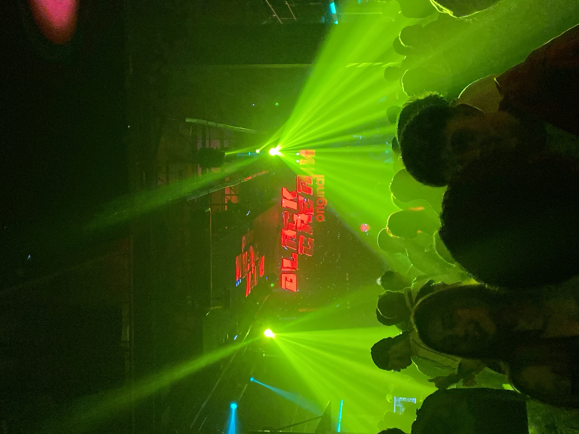 Late night entertainment event draws crowds in Buenos Aires venue