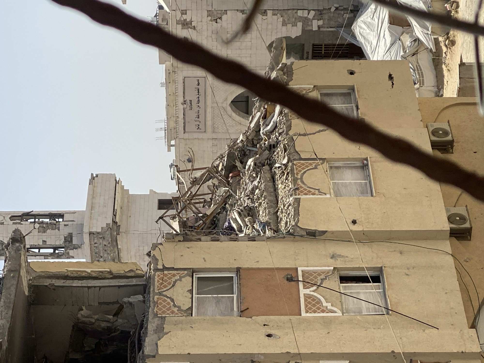 Widespread building damage documented in Khan Yunis, Palestinian Territories