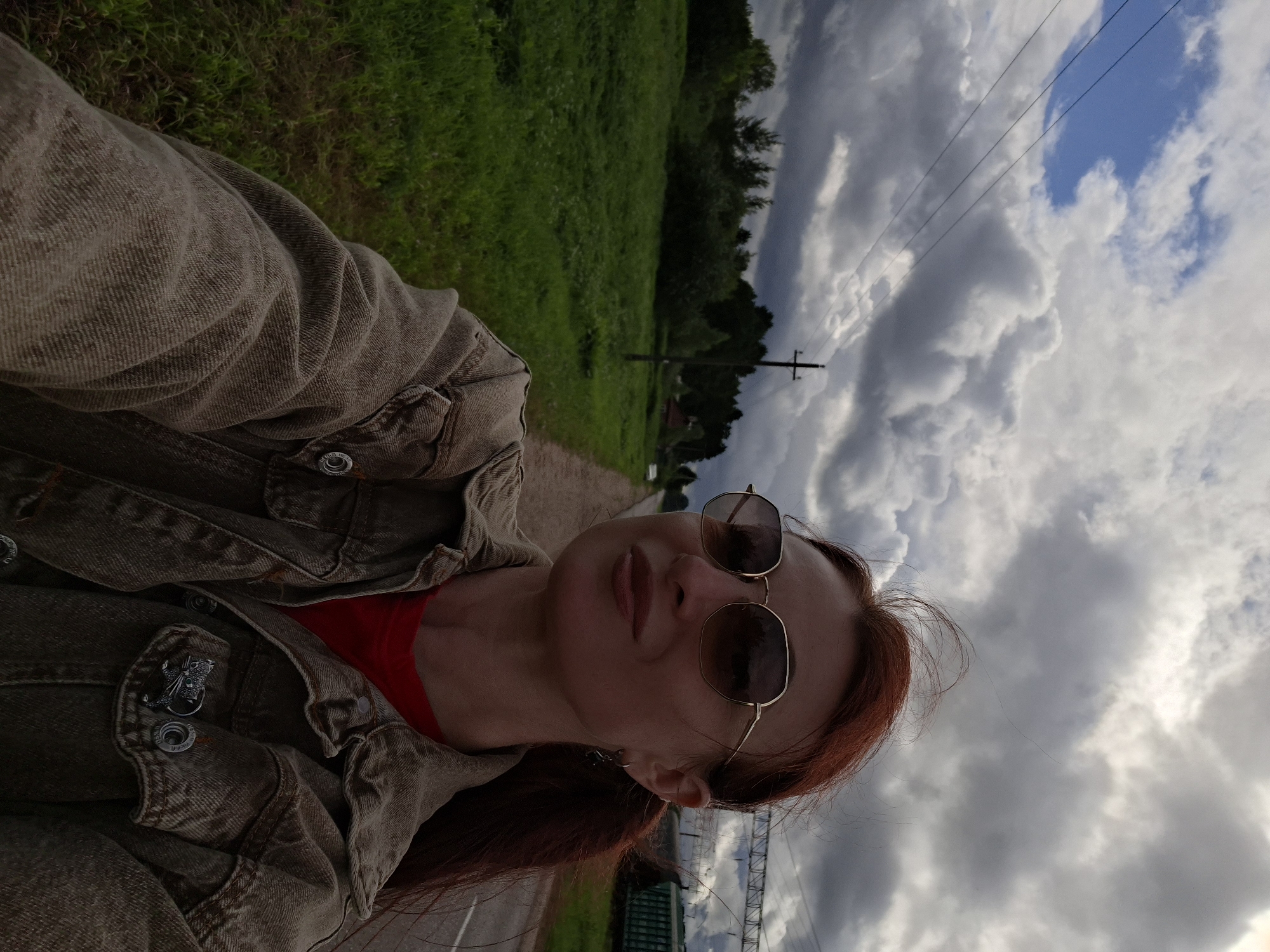 Roadside stop in Smalyavichy, Belarus, trains and selfies
