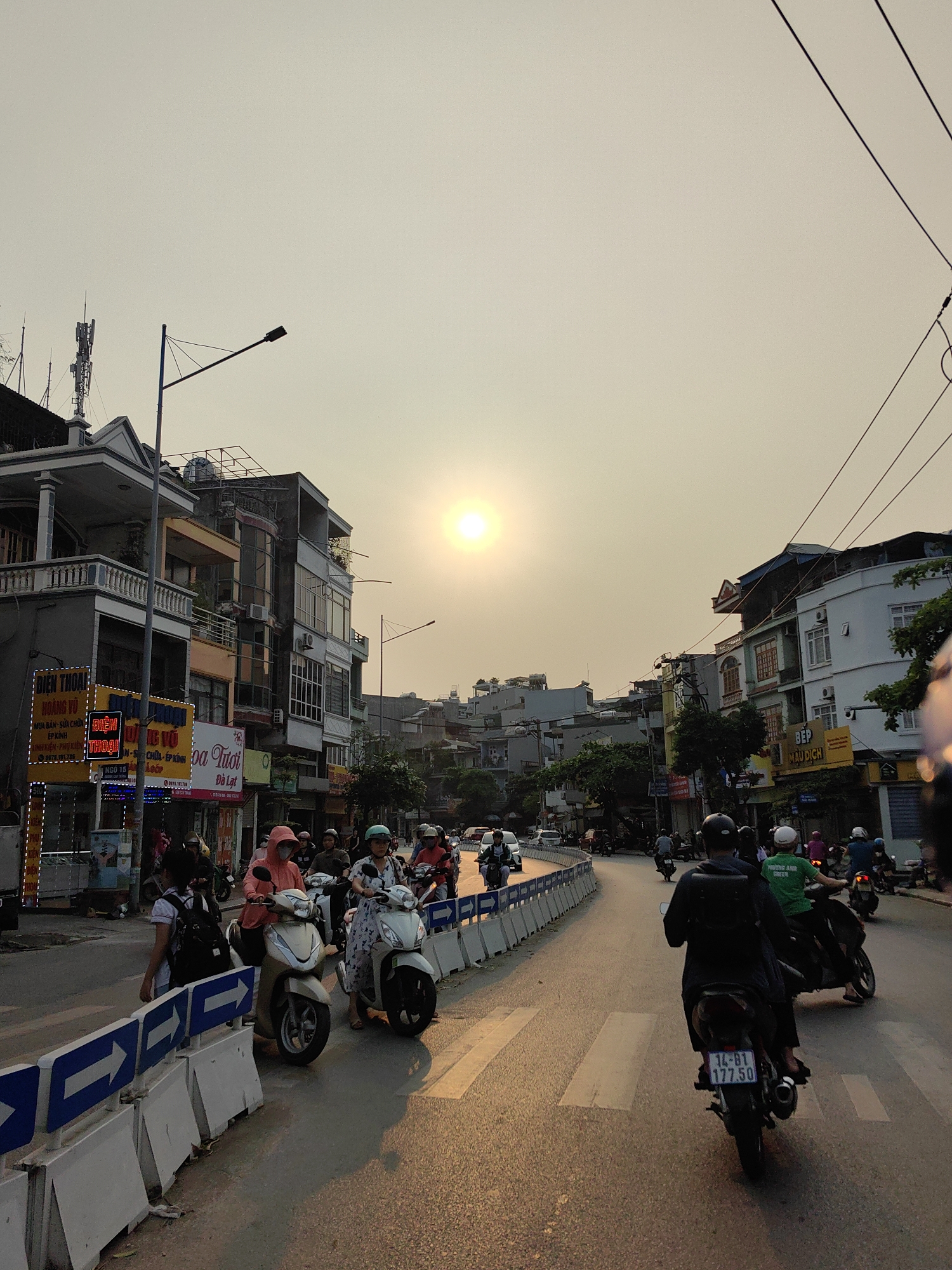 Morning street life documented in Ha Lam Ward, Vietnam