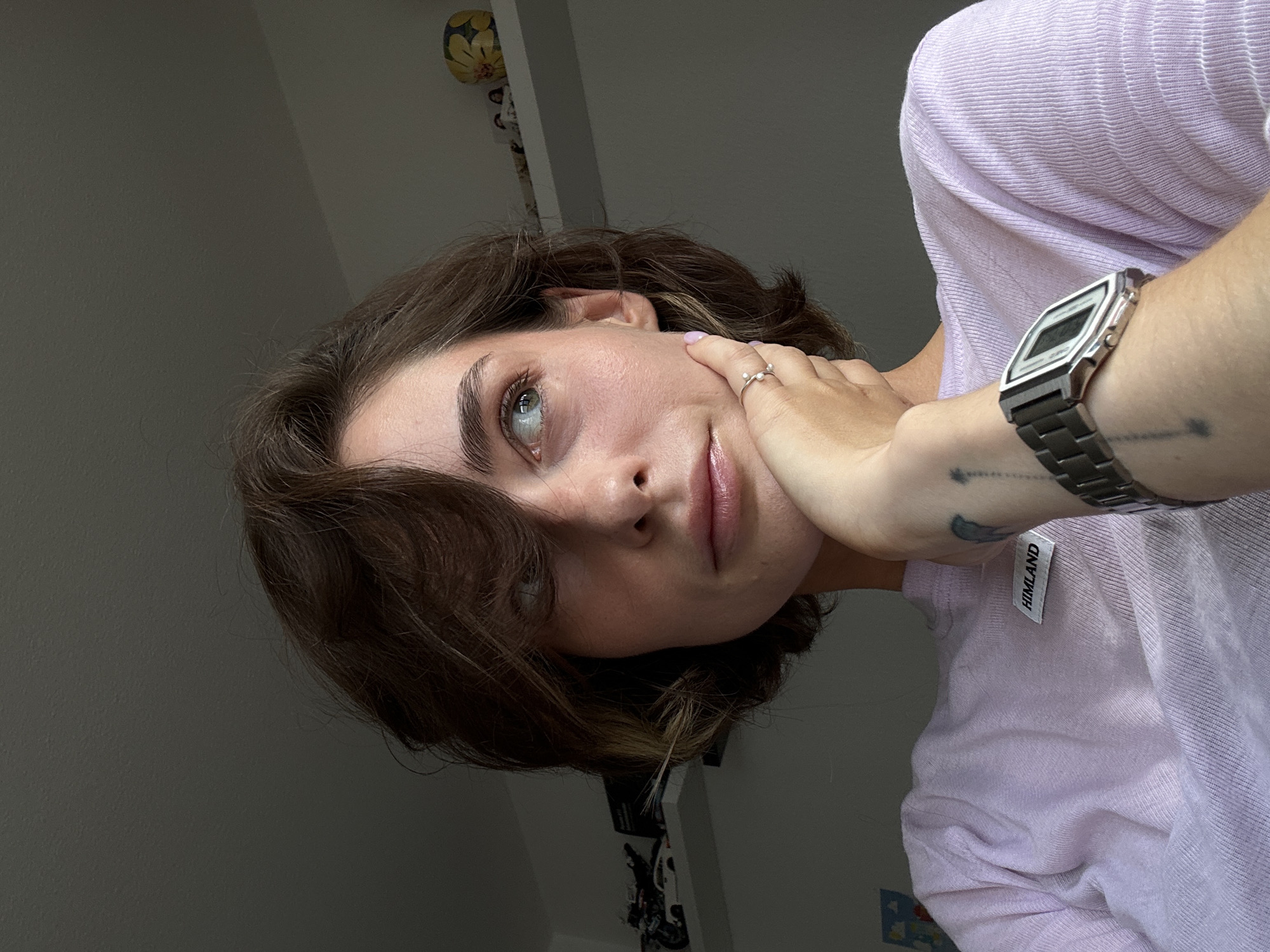 Multiple selfies from a Kiel apartment, mid-afternoon.