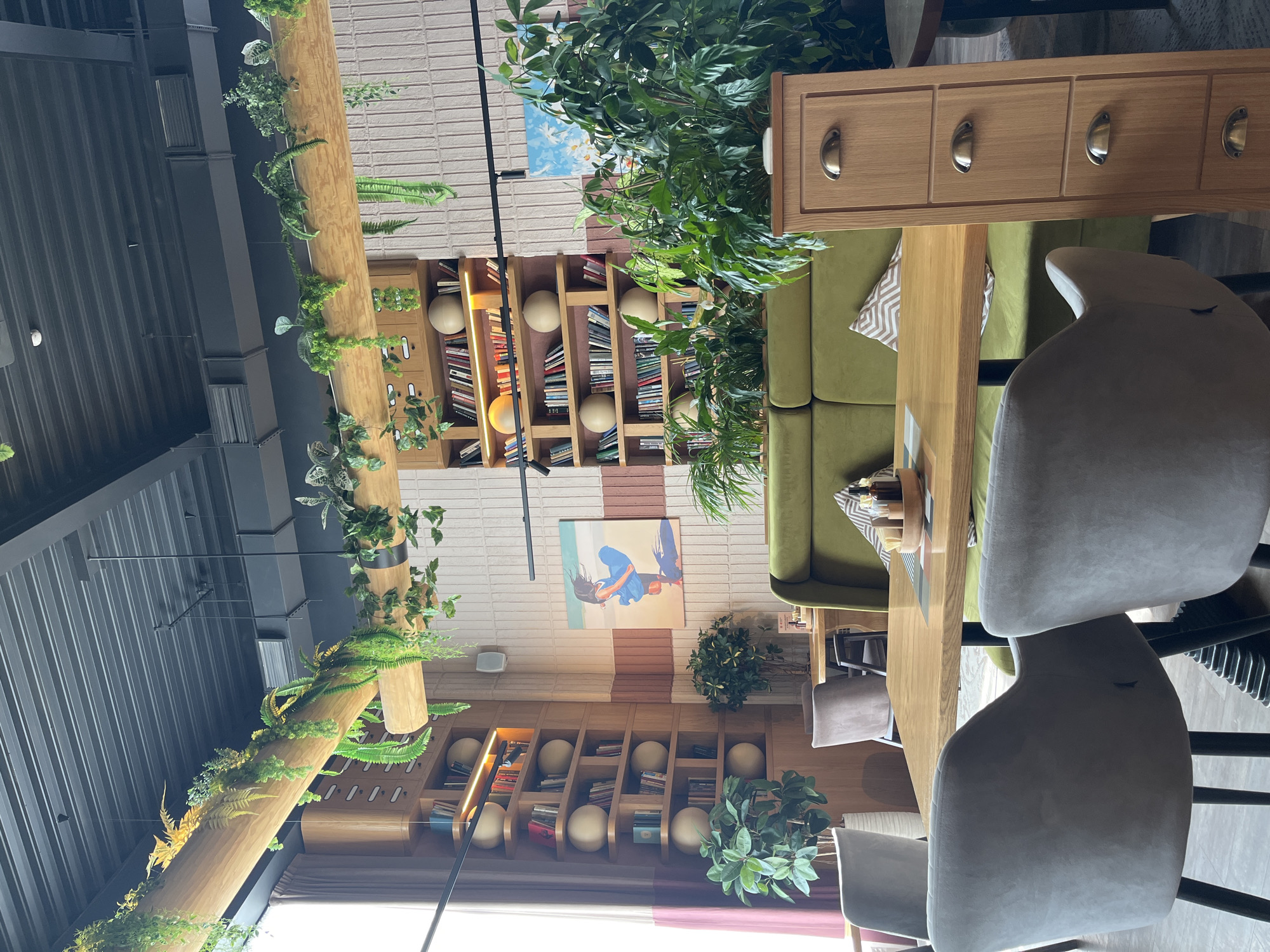 Restaurant interior documented in Verkhnyaya Pyshma, Russia