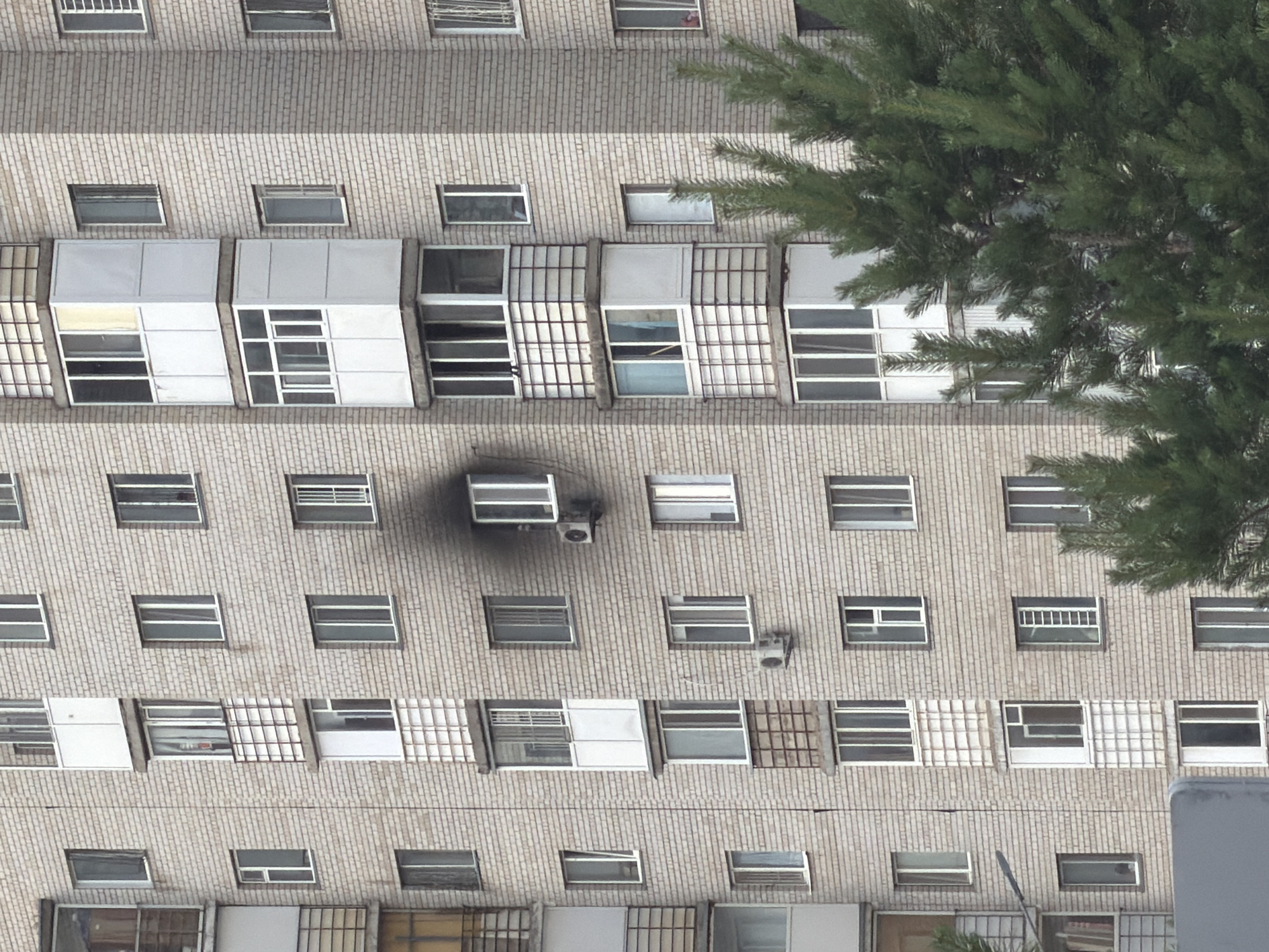 Routine urban life documented across Astana residential district