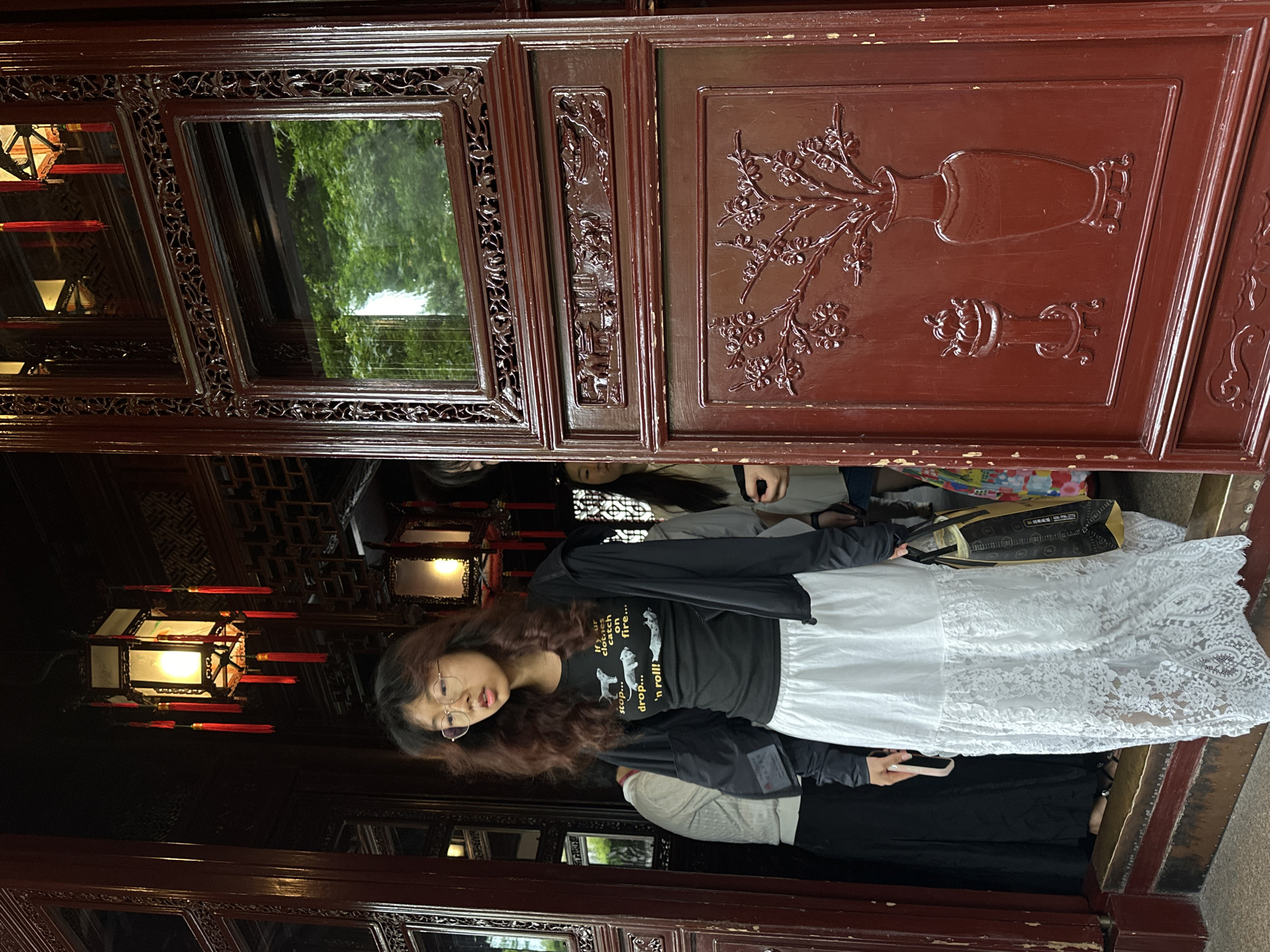Morning walk through Yu Garden's pavilions and courtyards