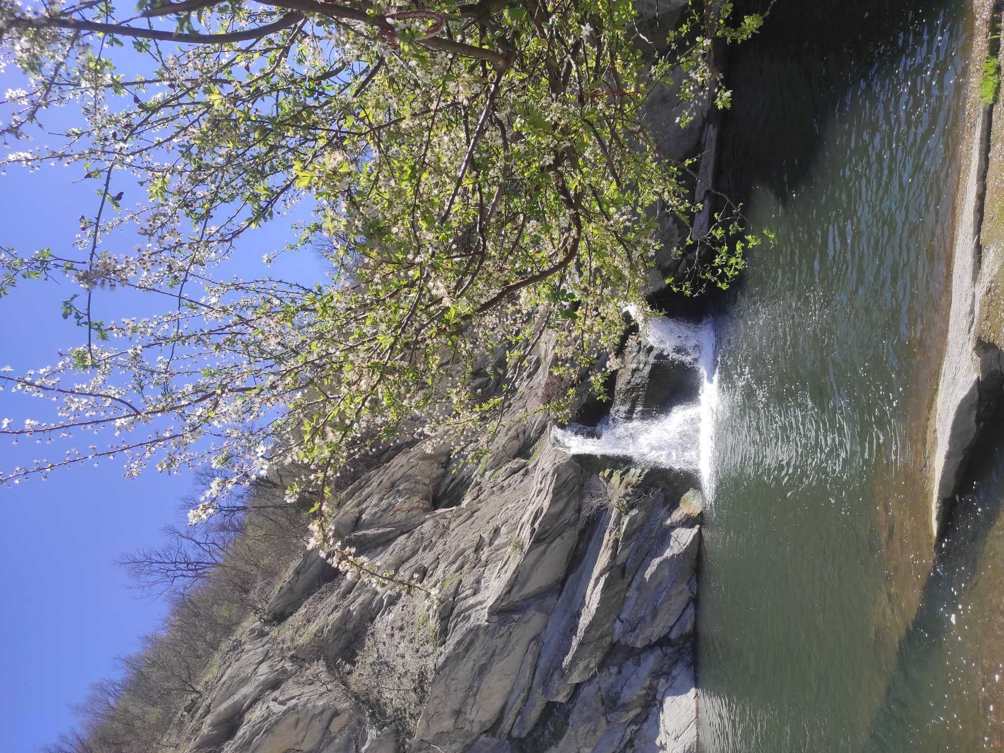 Spring waterfall scene documented in rural Kapinovo, Bulgaria