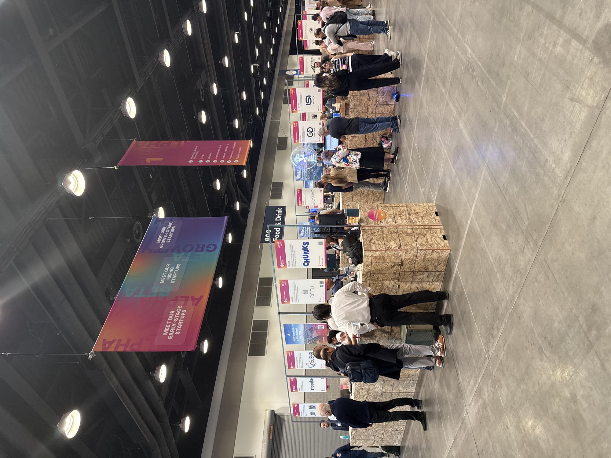 Tech conference draws crowds to Vancouver exhibition space