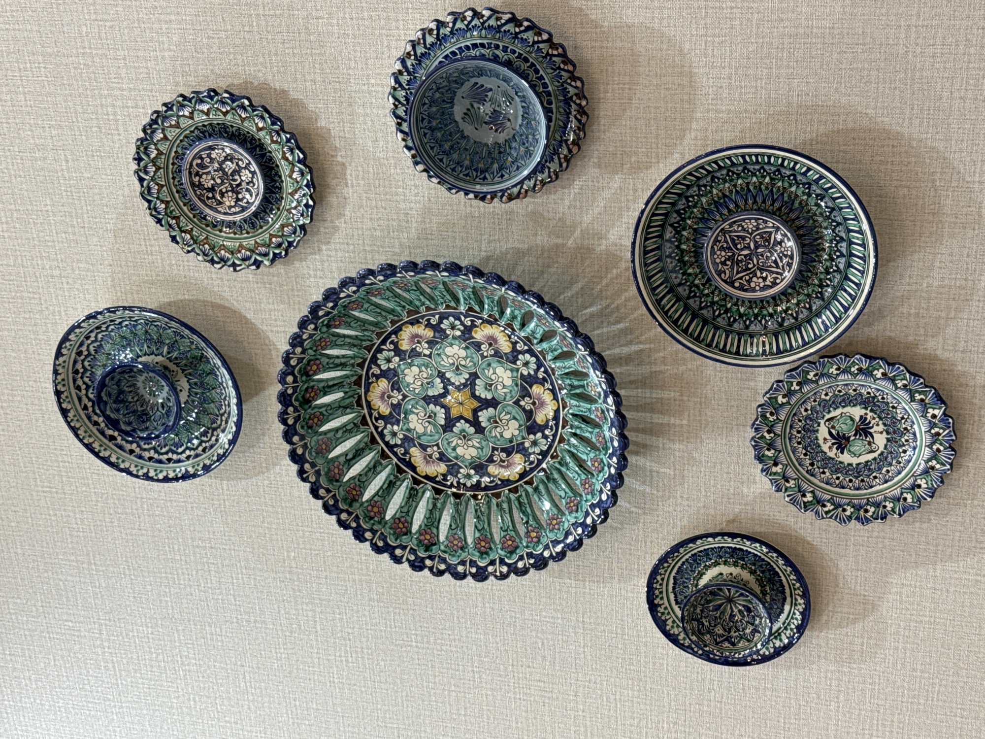 Traditional ceramics and hotel breakfast documented in Samarkand