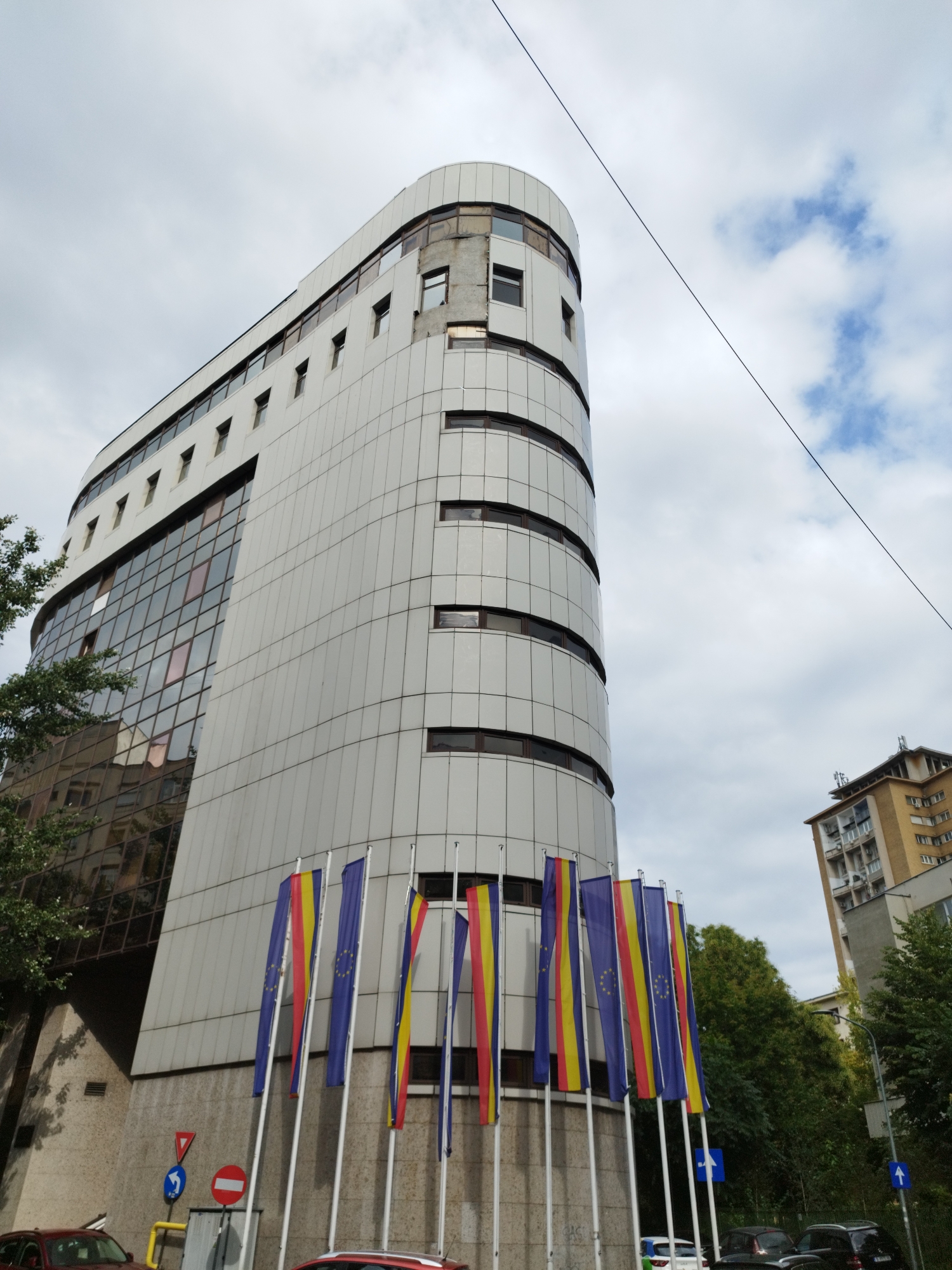 Morning tour through Bucharest's historic center and landmarks
