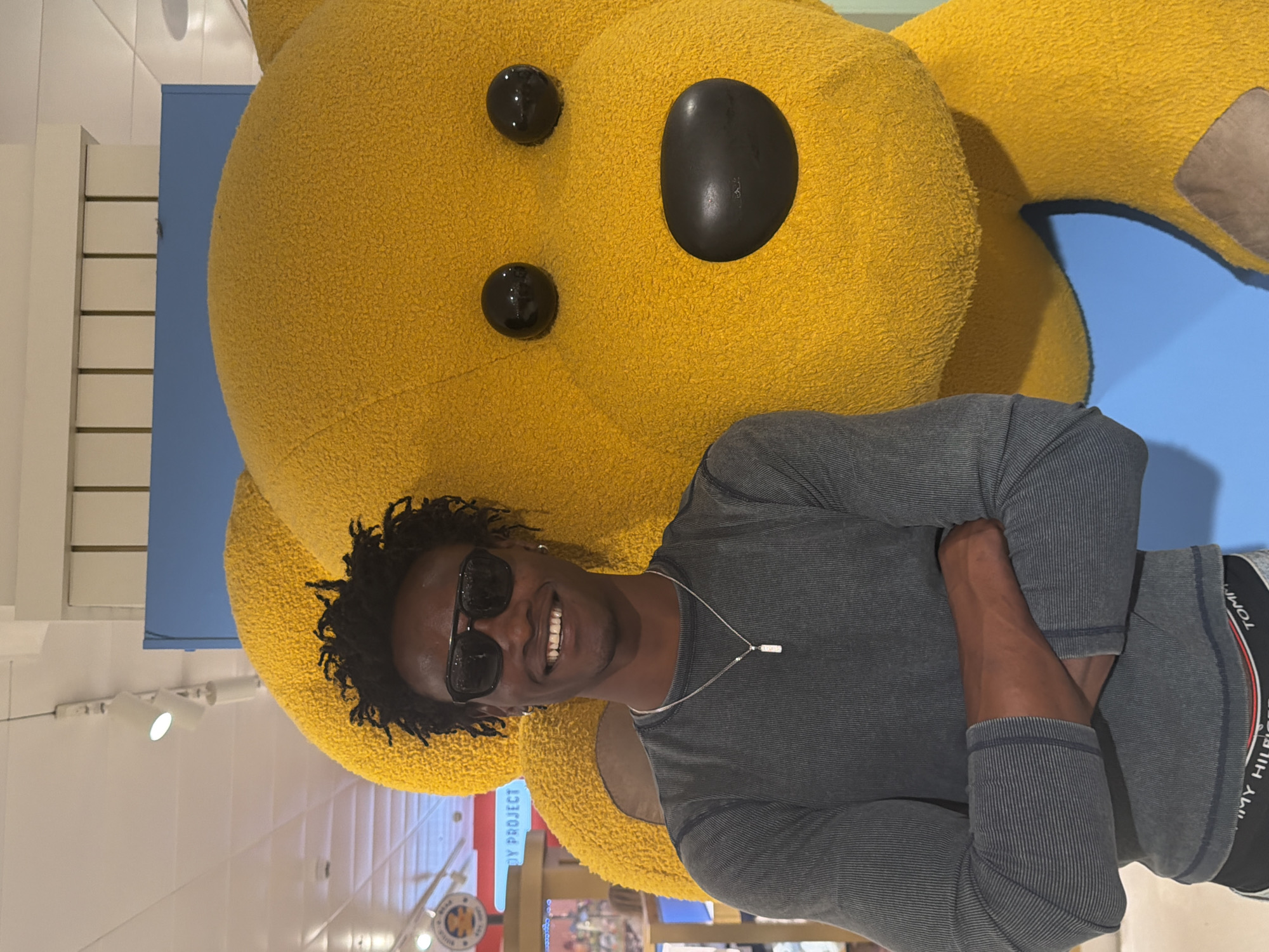 Giant yellow stuffed bear draws a crowd at London retail store
