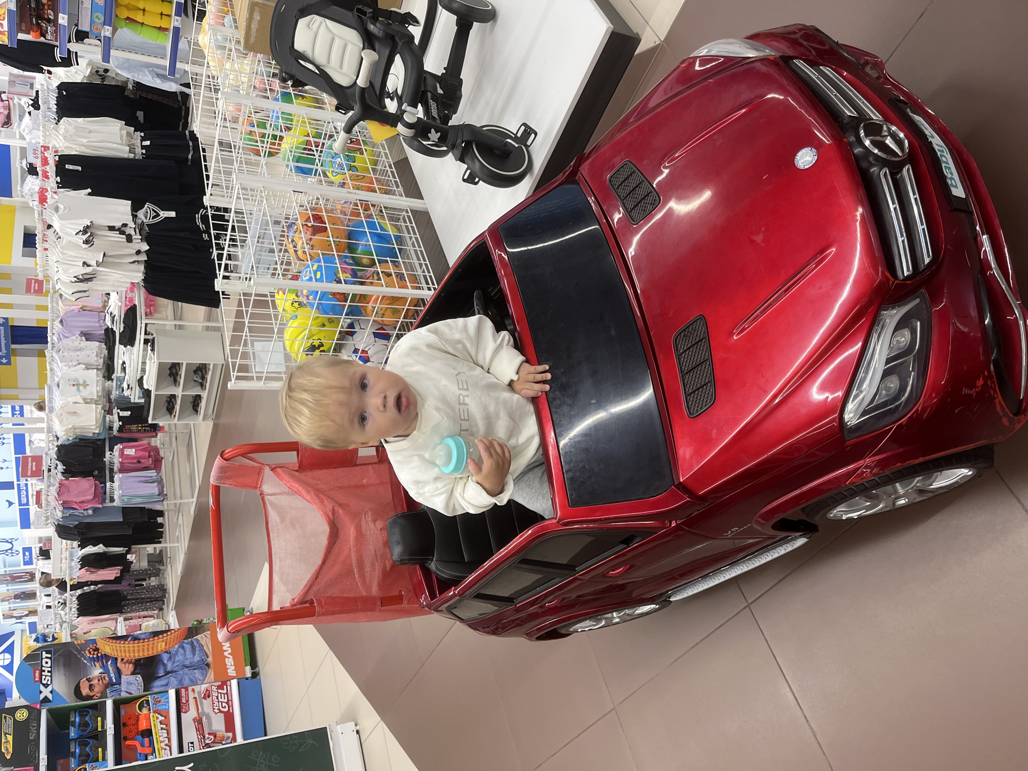 Mall ride-on cars, a gourmet burger, and a Kaliningrad morning out