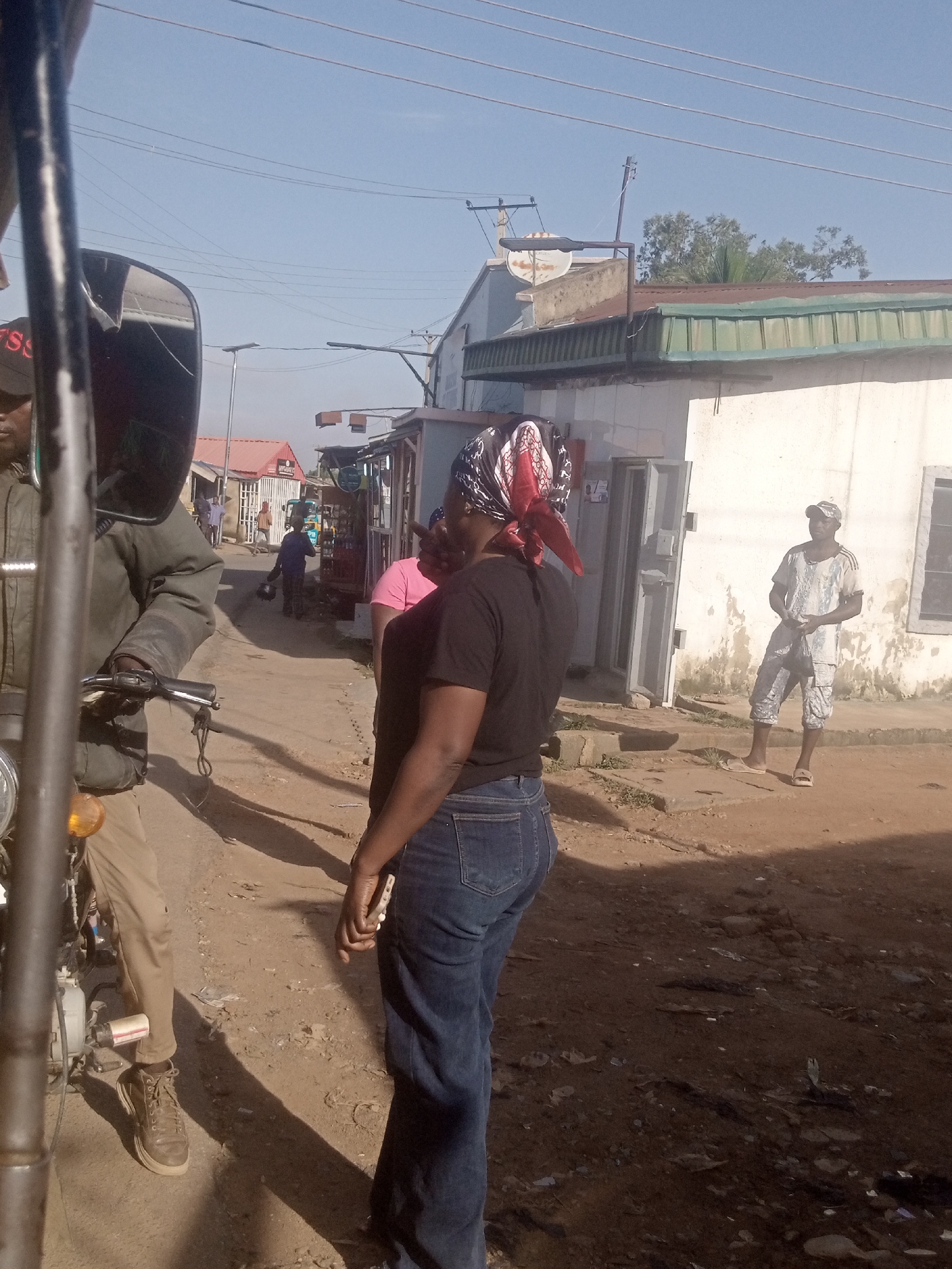 Morning street life in Gura Top, Nigeria