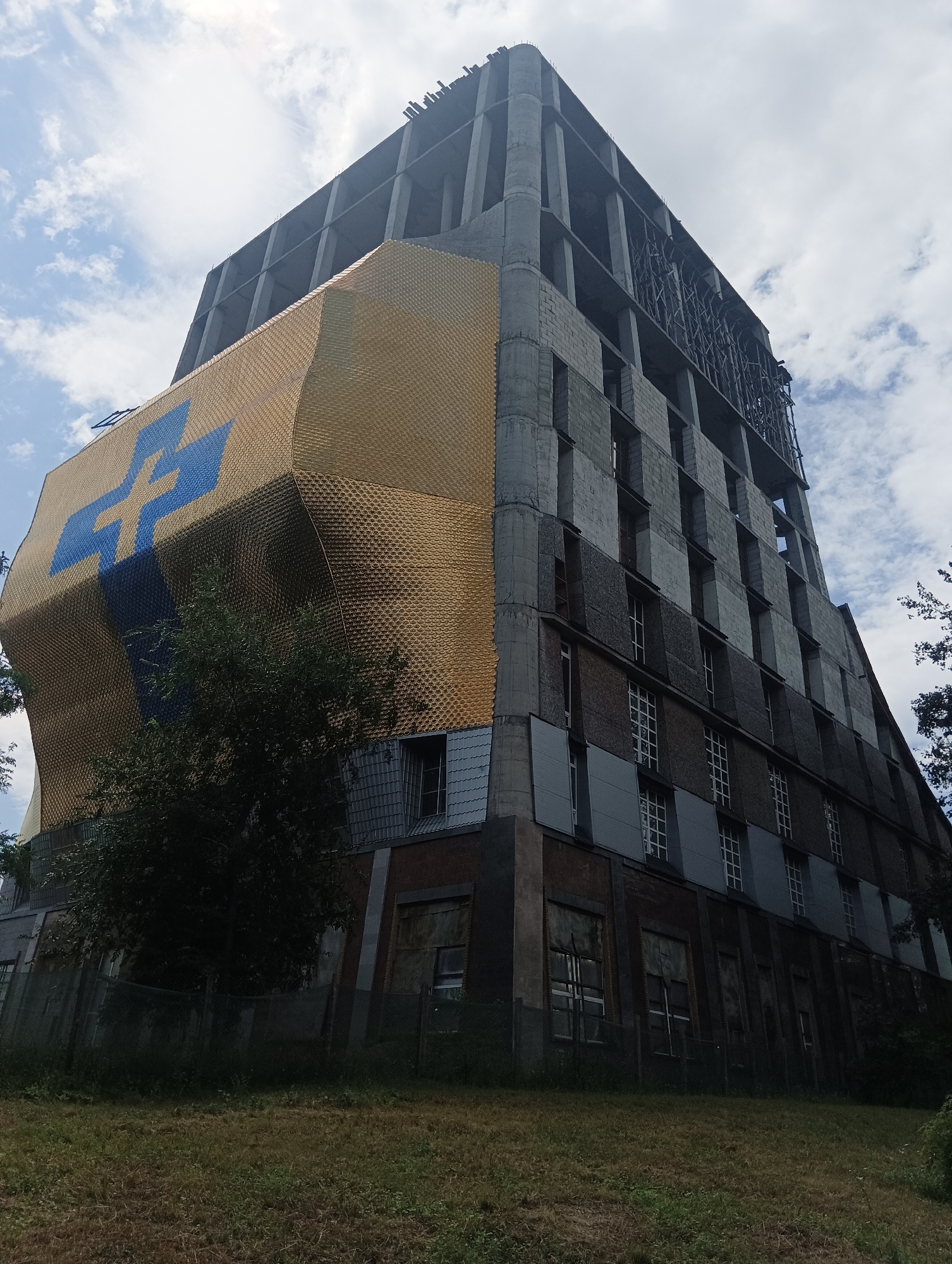 Ukrainian city streets, parks, and landmarks on a summer morning