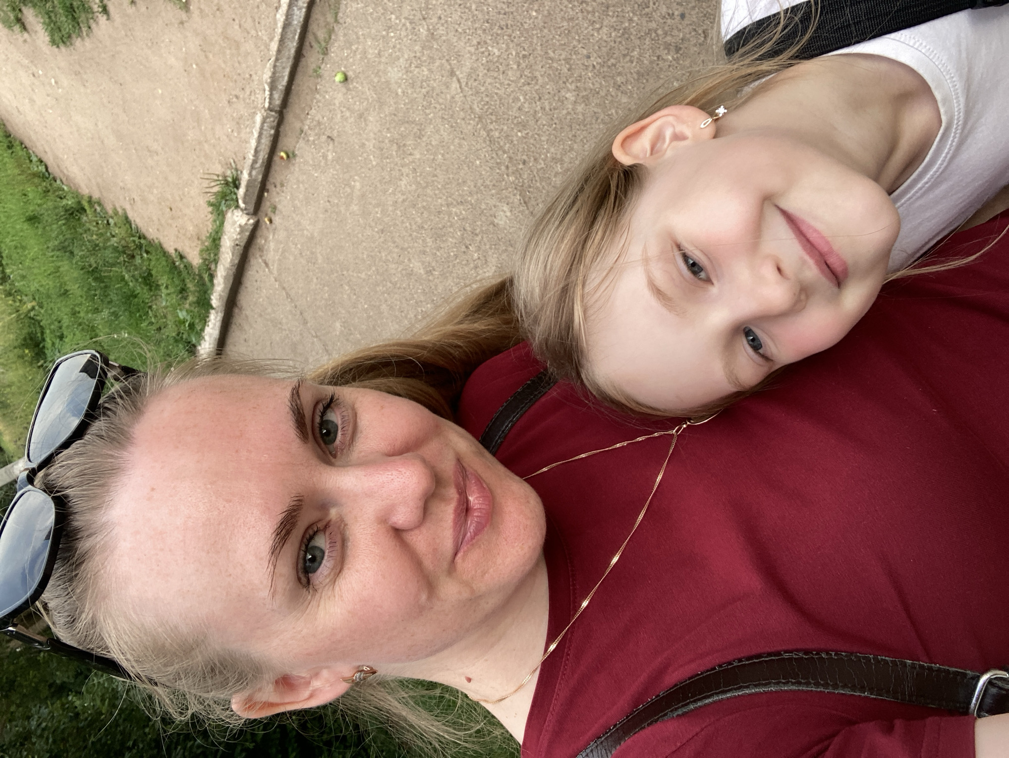 A summer afternoon in Chaikovsky: walks, flowers, and a beagle