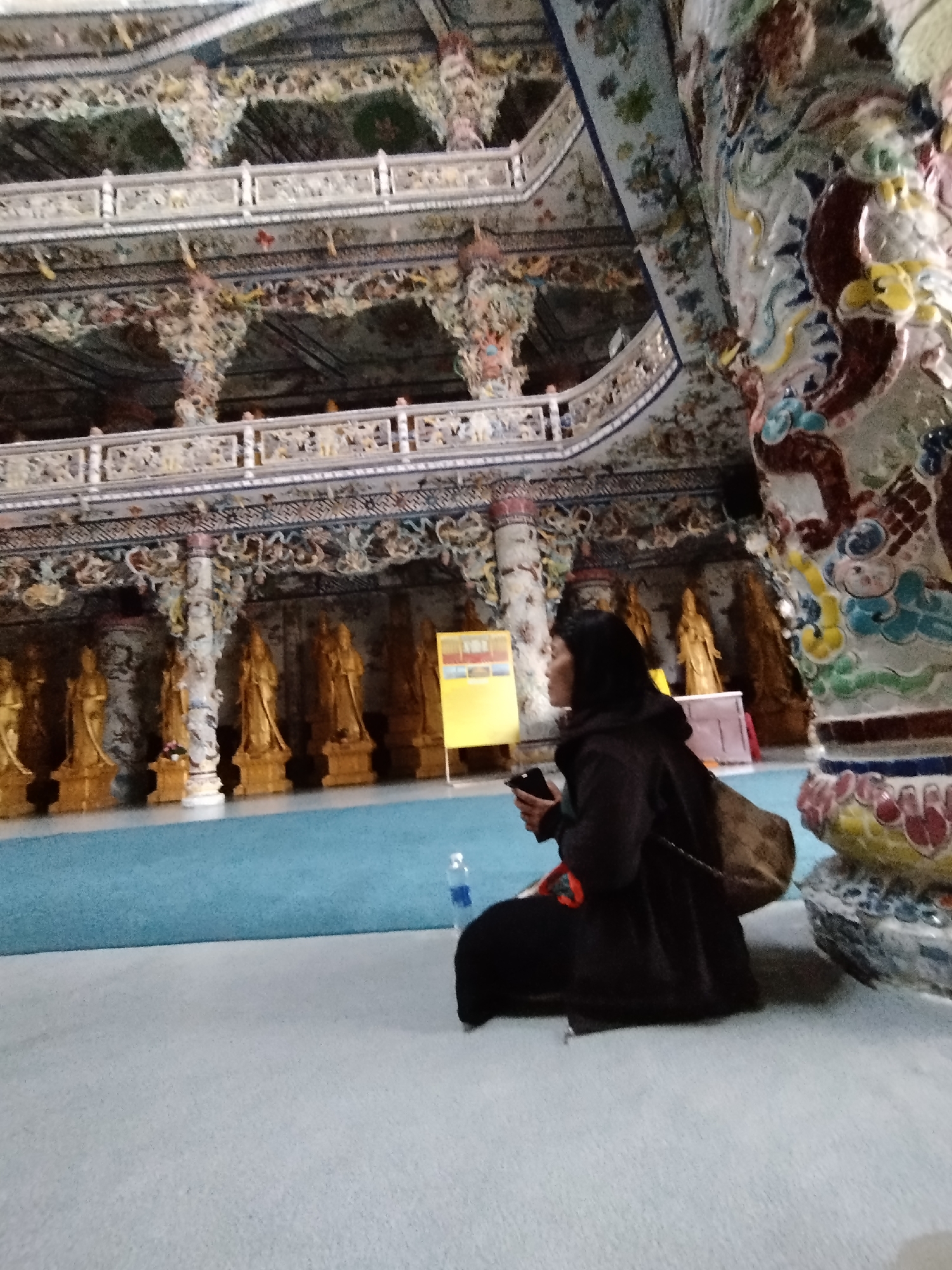 Morning temple visit documented at Bái Đính complex Vietnam