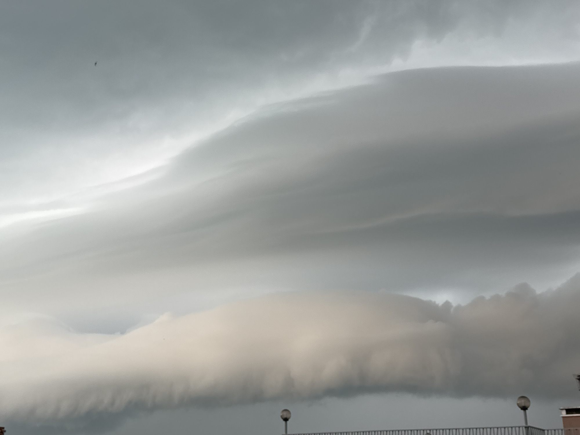 Dramatic shelf cloud formation observed over Sveti Vlas, Bulgaria
