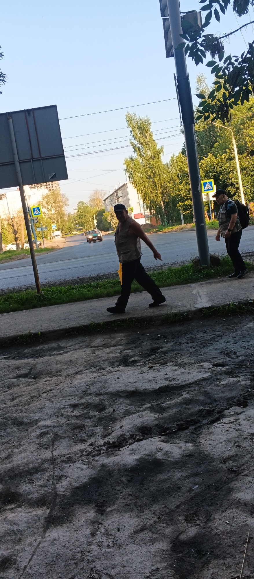 Ordinary afternoon street life in central Izhevsk, Russia.