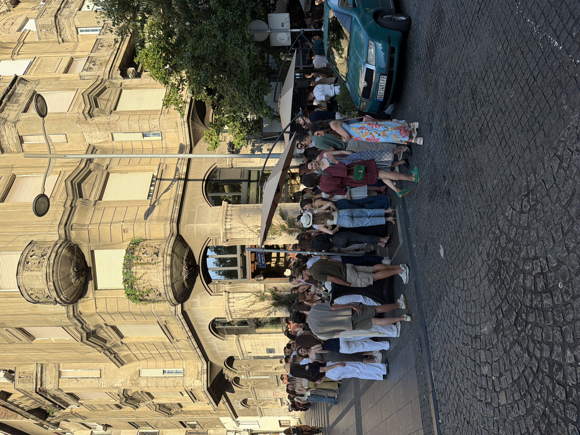 Late afternoon street life documented across central Belgrade