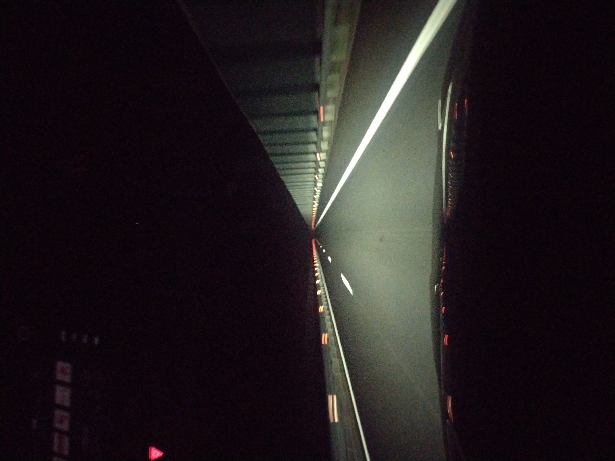 Night driving documented on Bulgarian highway near Chokoba