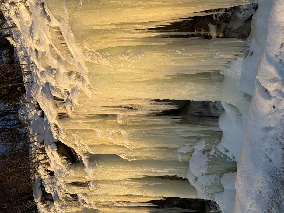 Natural ice wall formations documented in Harstad, Norway