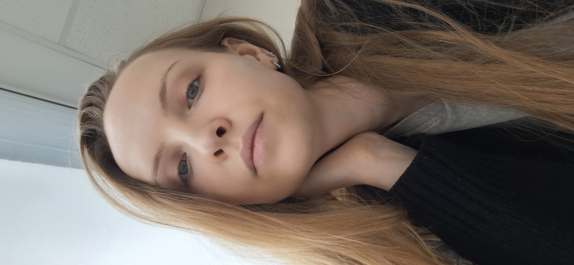 Personal moments captured across Chaikovsky, Russia morning hours