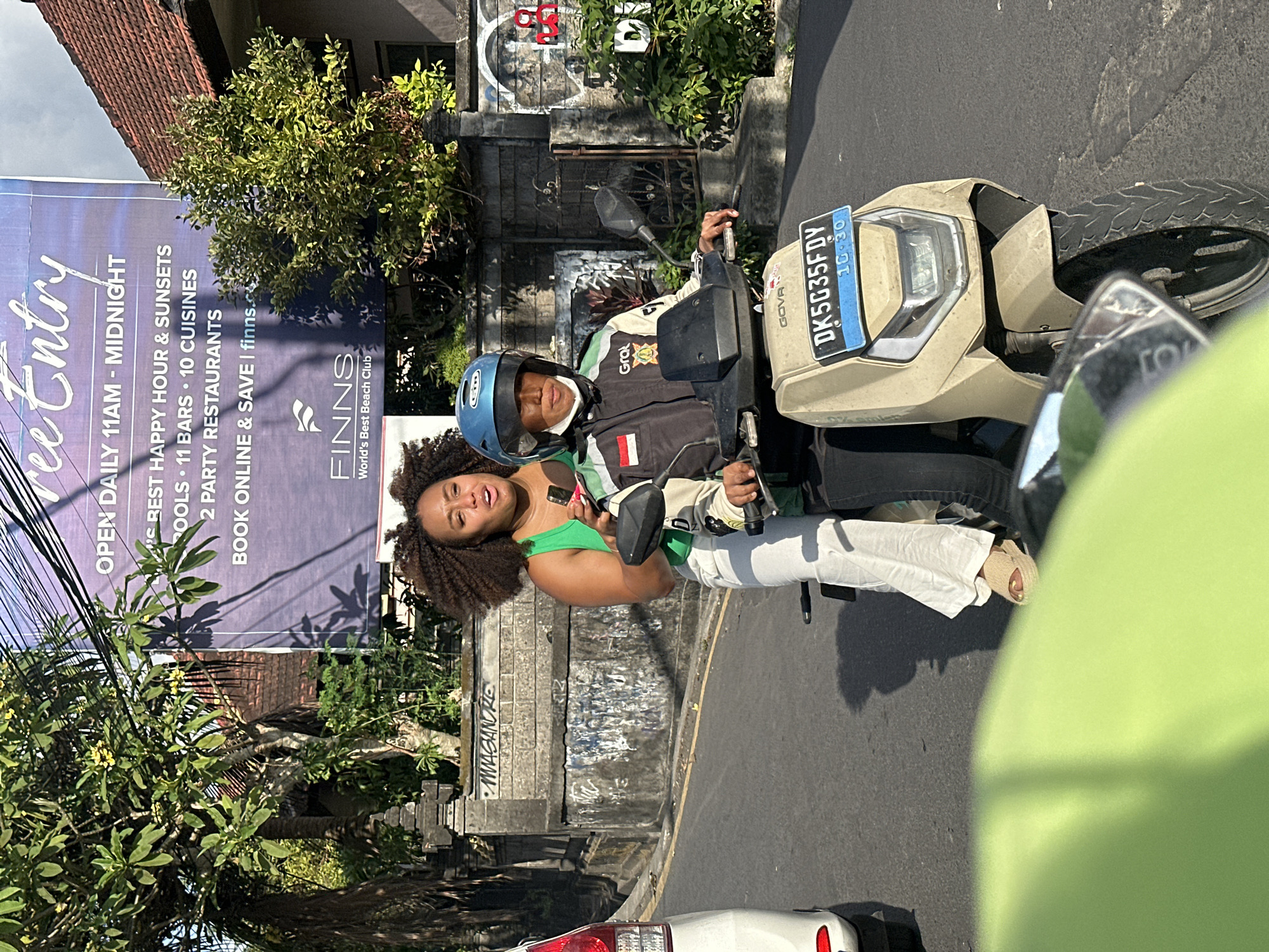 A day in North Kuta: scooters, street vendors, and nightlife traffic