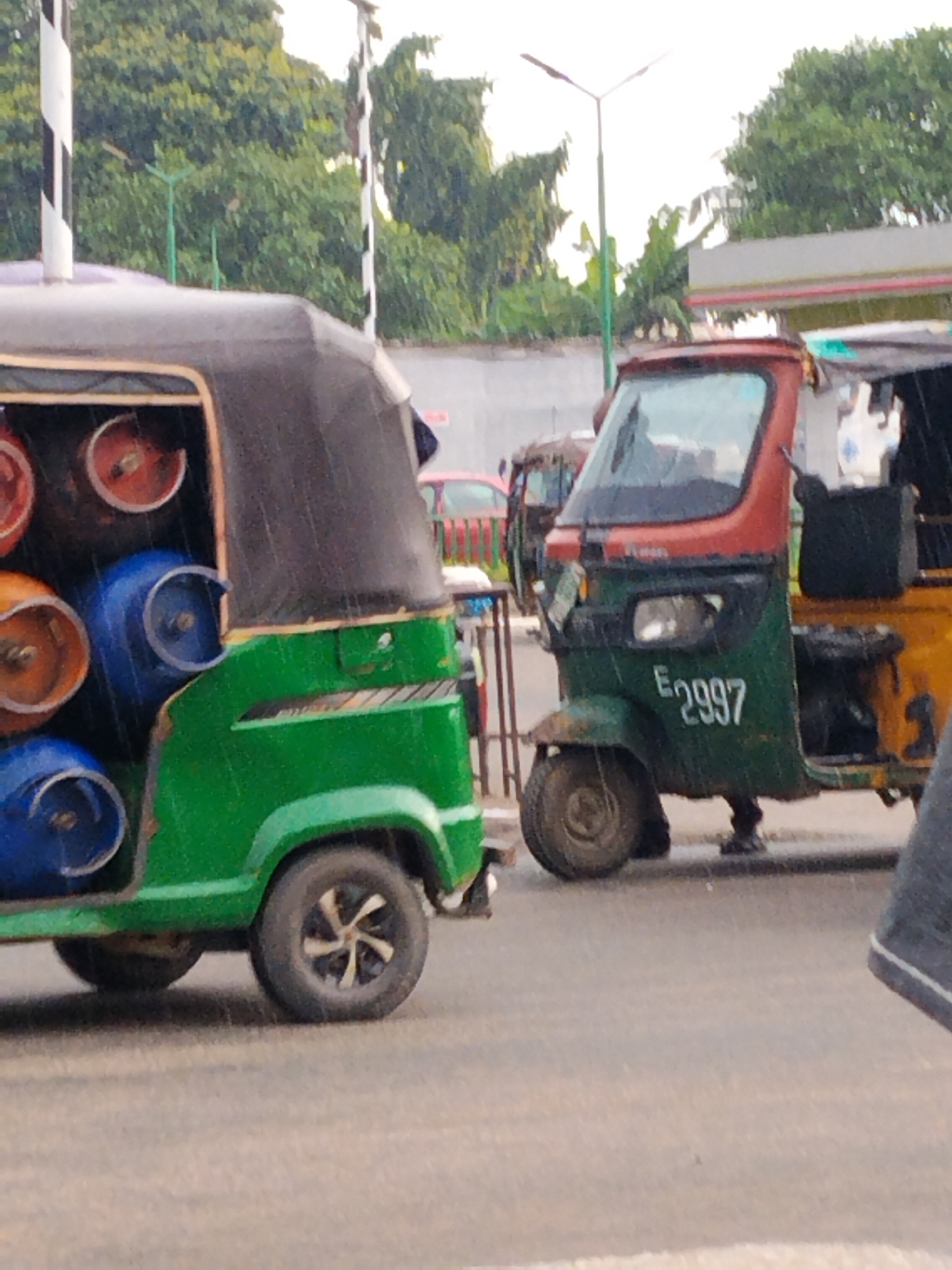 Daily street life documented in Nigerian cities during afternoon
