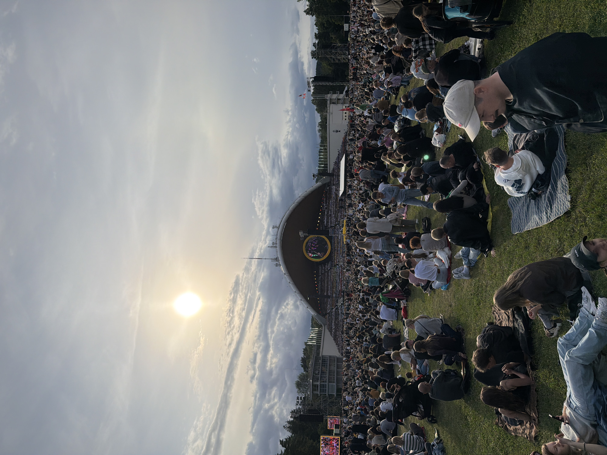 Huge crowd gathers at Vingis Park amphitheater, Vilnius