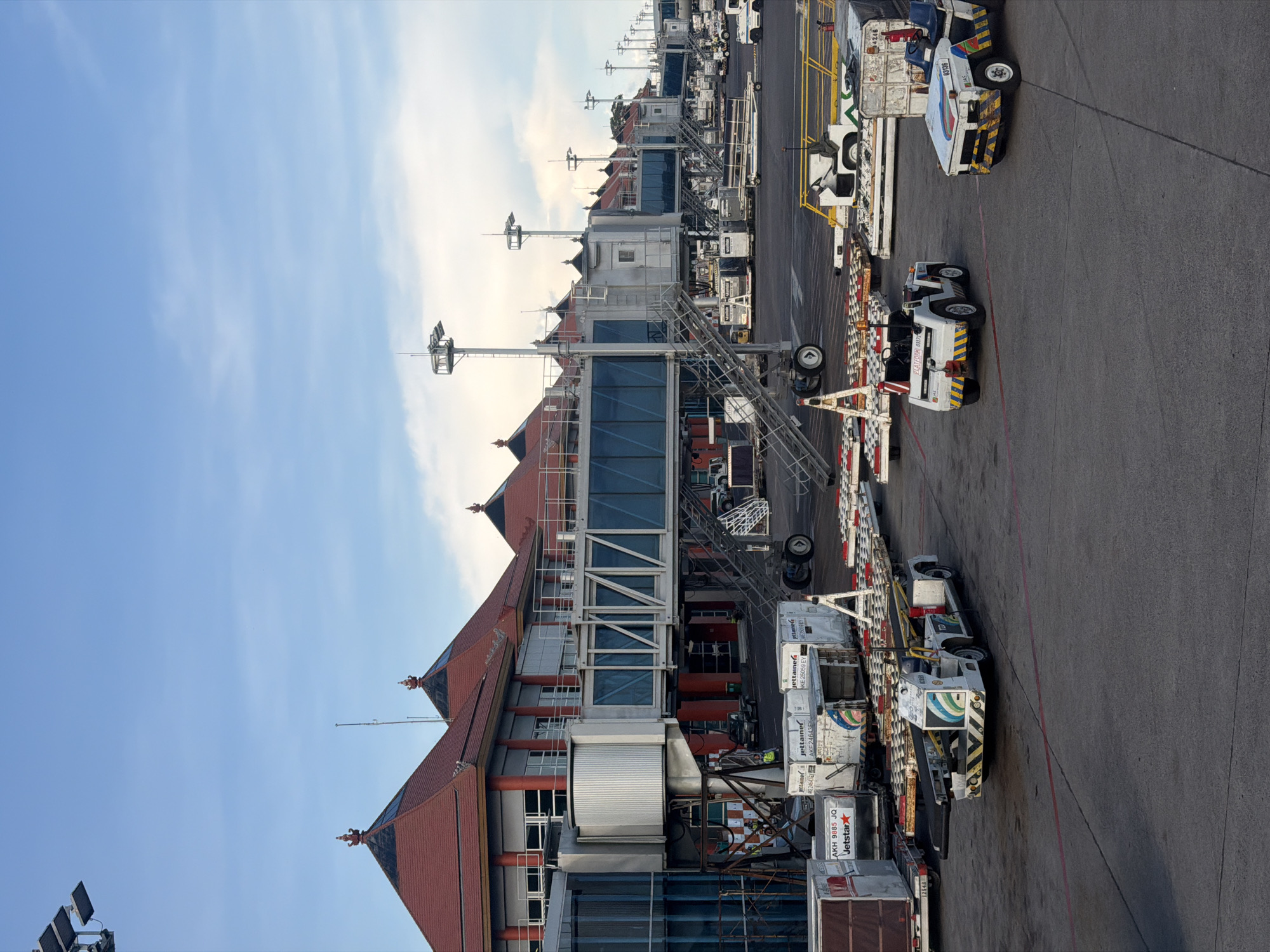 Service vehicles spotted at Kuta airport during morning operations