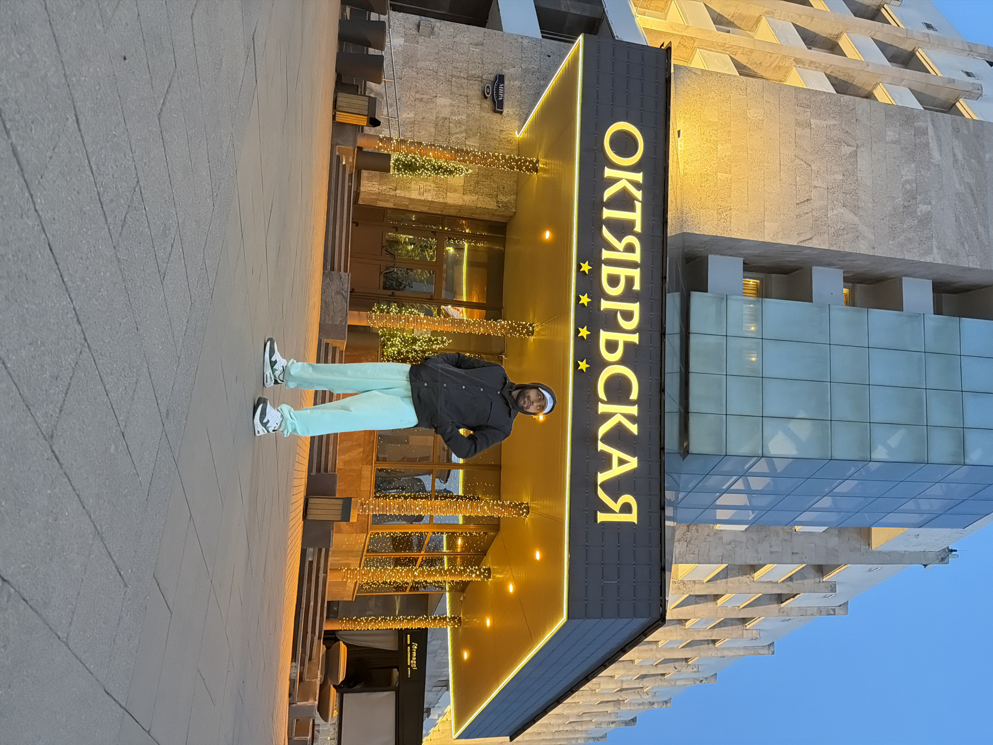 Man with phone, Coke spotted outside Krasnoyarsk hotel