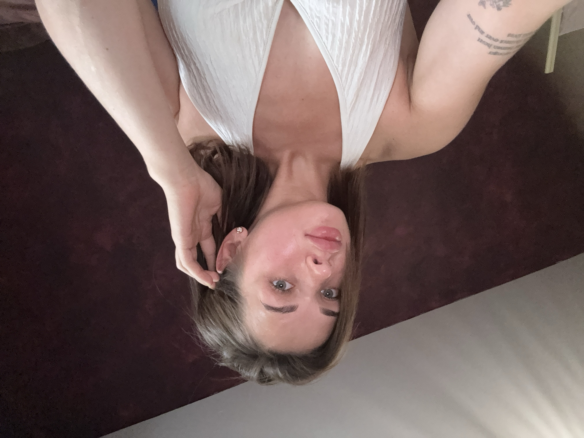 Quick bedroom selfie session in Perm, Russia