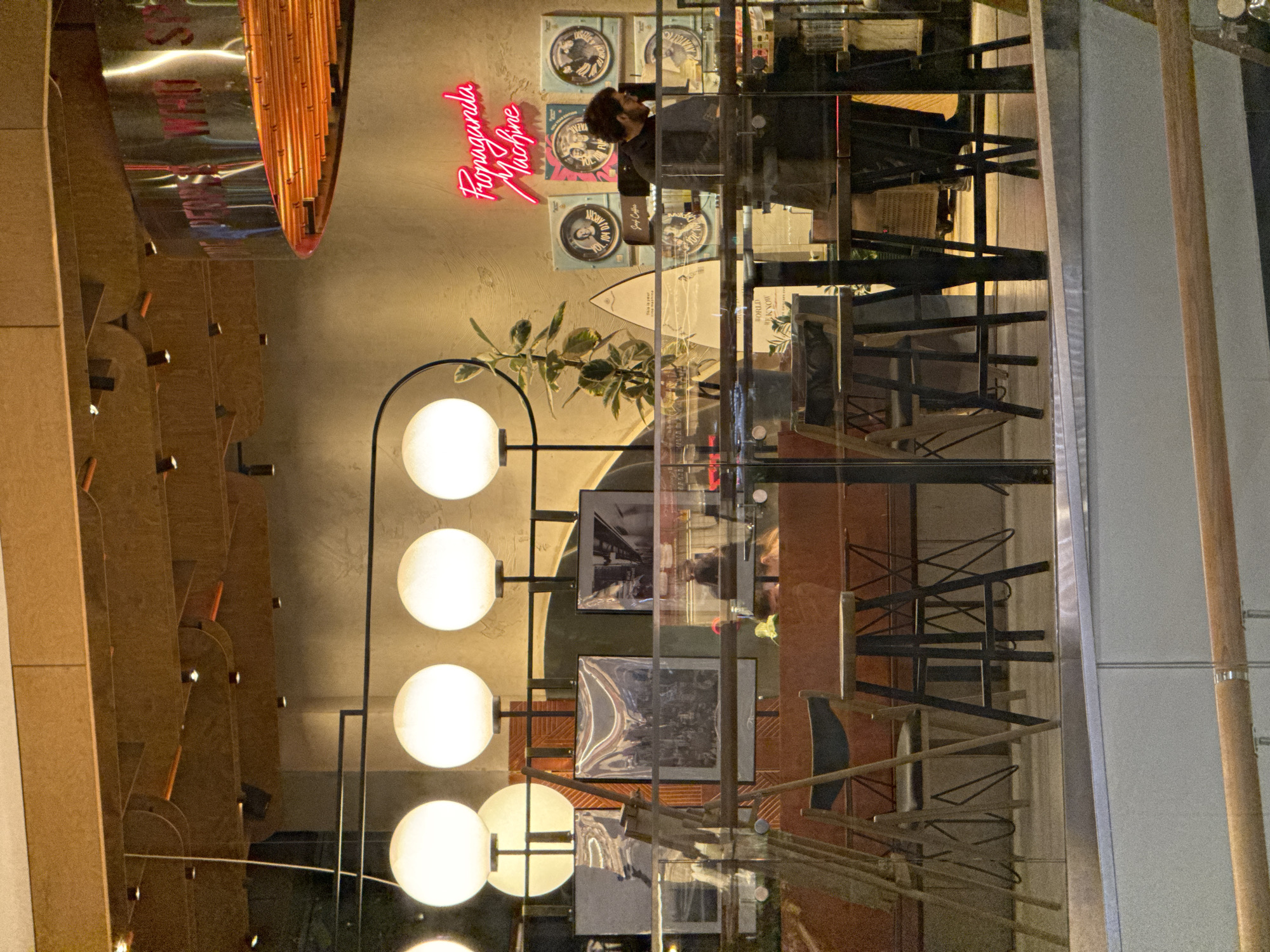 Moscow evening walkthrough captures restaurants, gym, water bottles, food items