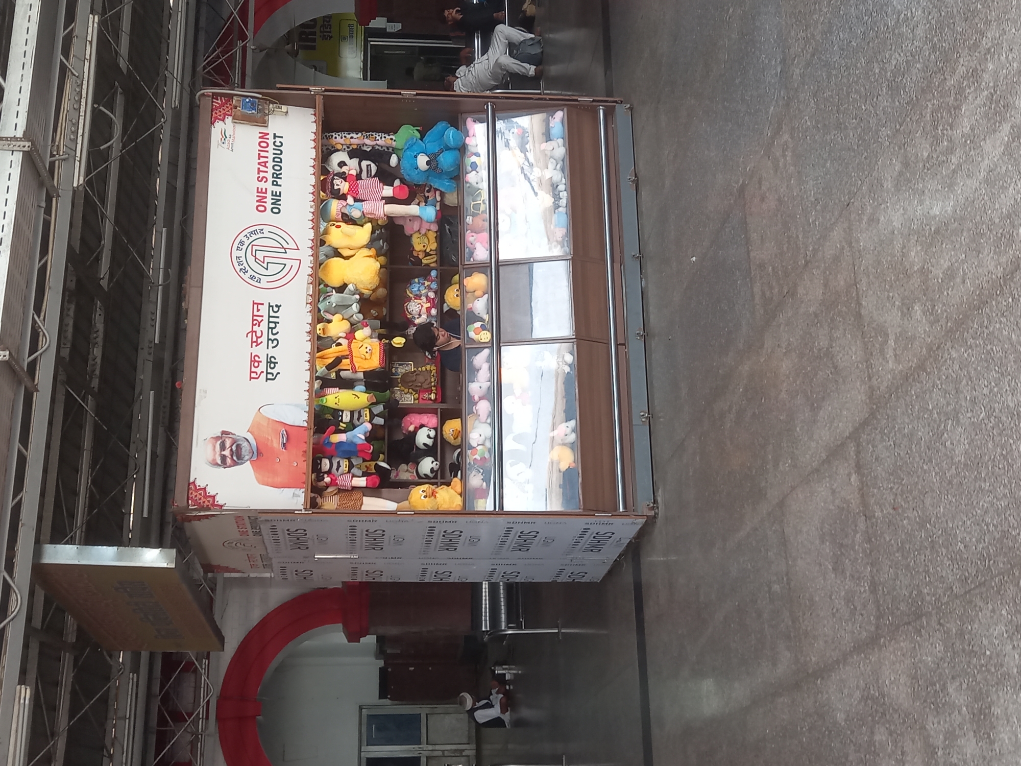 Morning scenes captured at busy Jhansi railway station