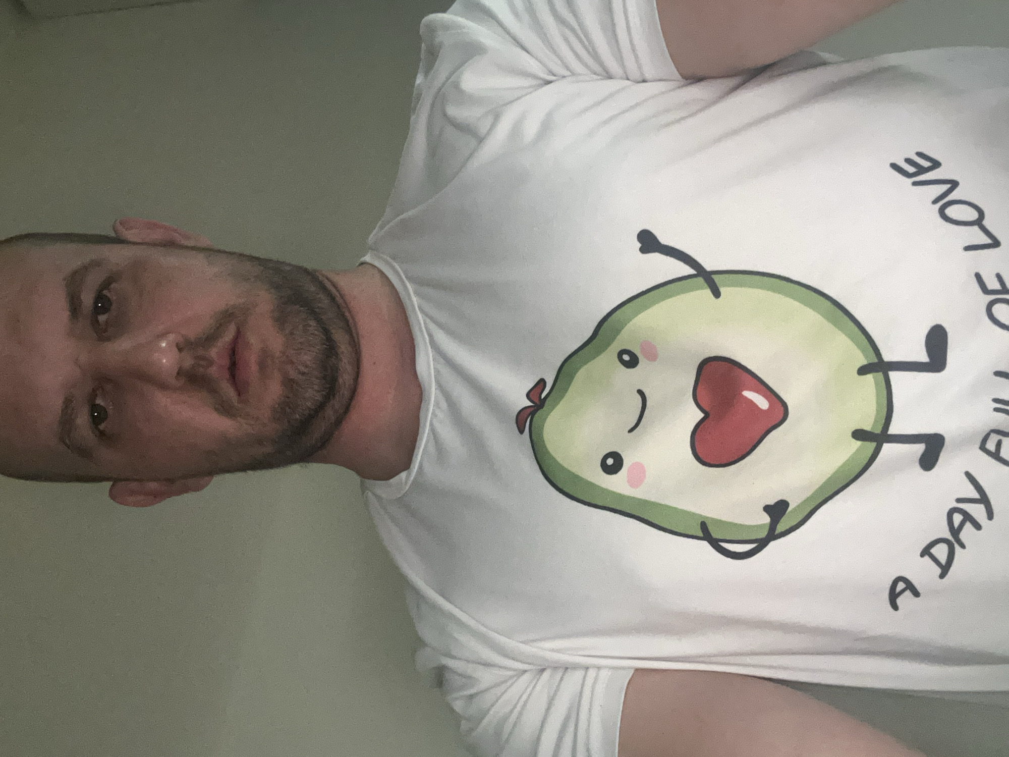Man spotted wearing avocado love-themed t-shirt in Sofia