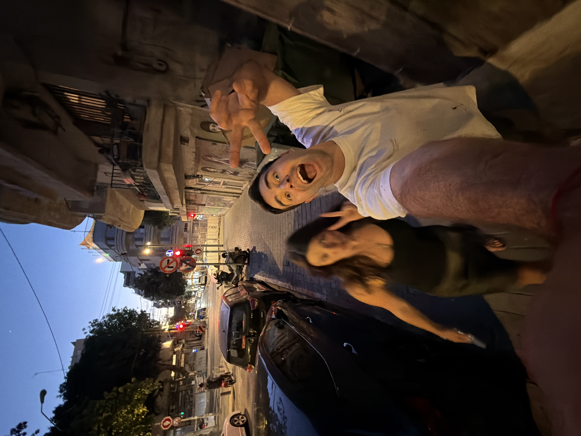 Casual street moments captured across Tel Aviv afternoon