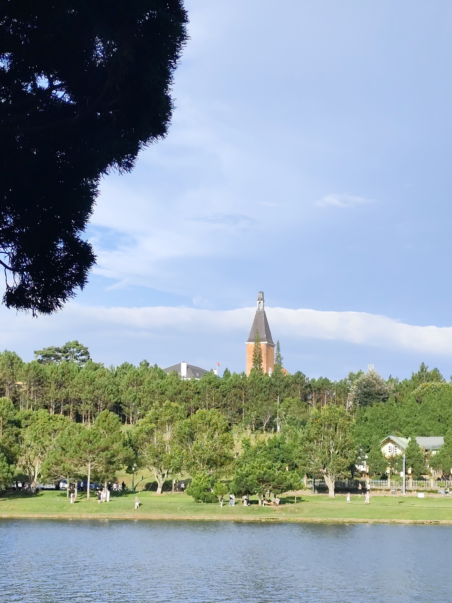 Casual morning at Xuân Hương Lake, Đà Lạt