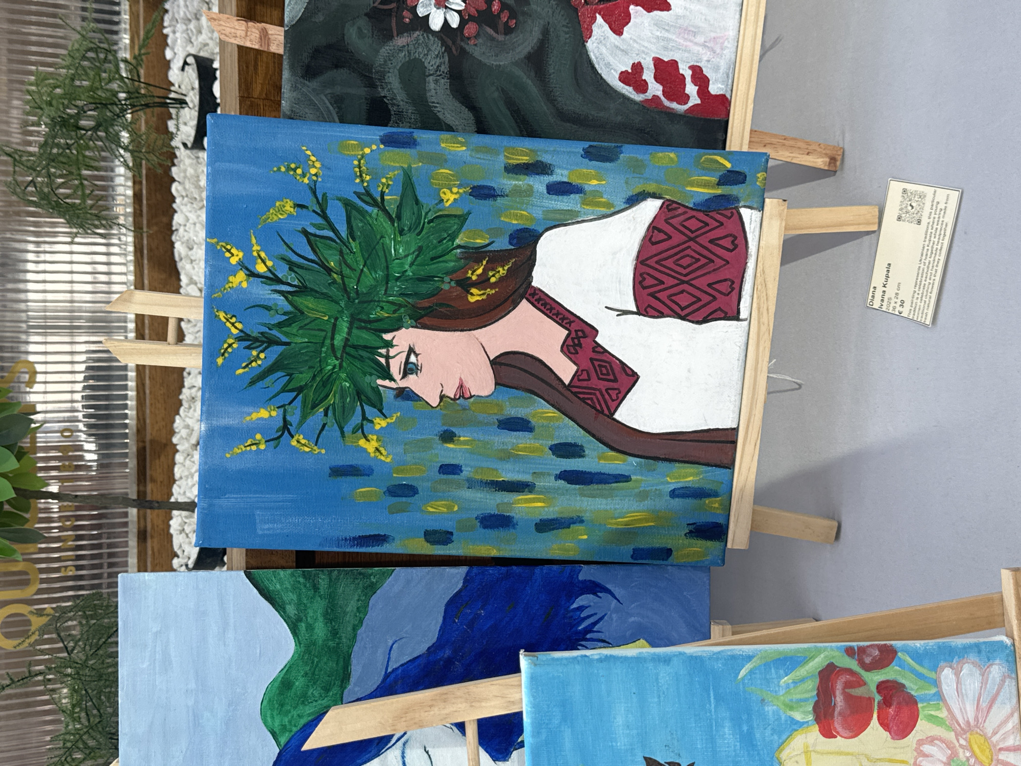 Outdoor art market fills Kilkenny's cobblestone streets with paintings and crafts