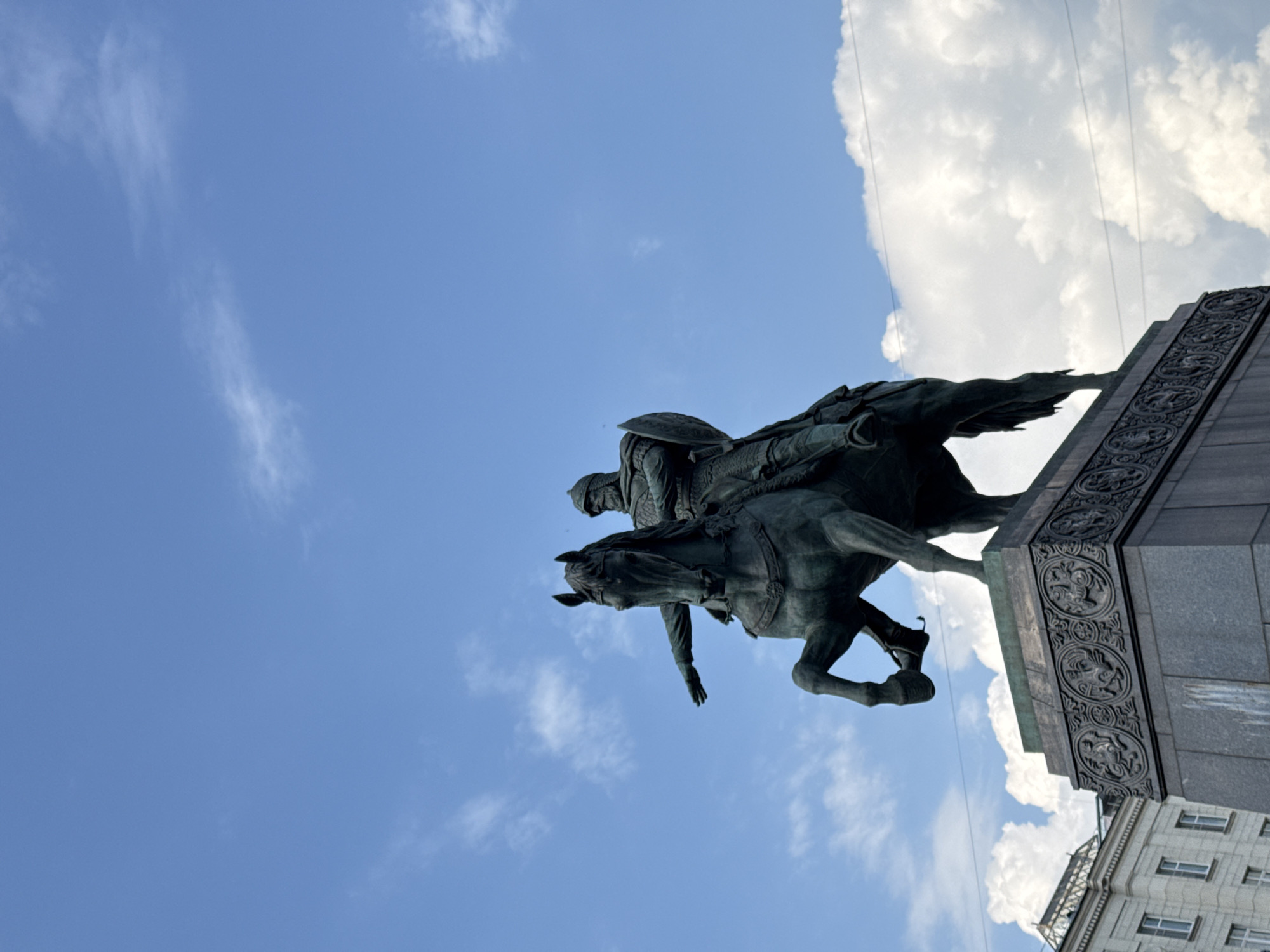 Casual afternoon documentation near ornate table and statue in Moscow